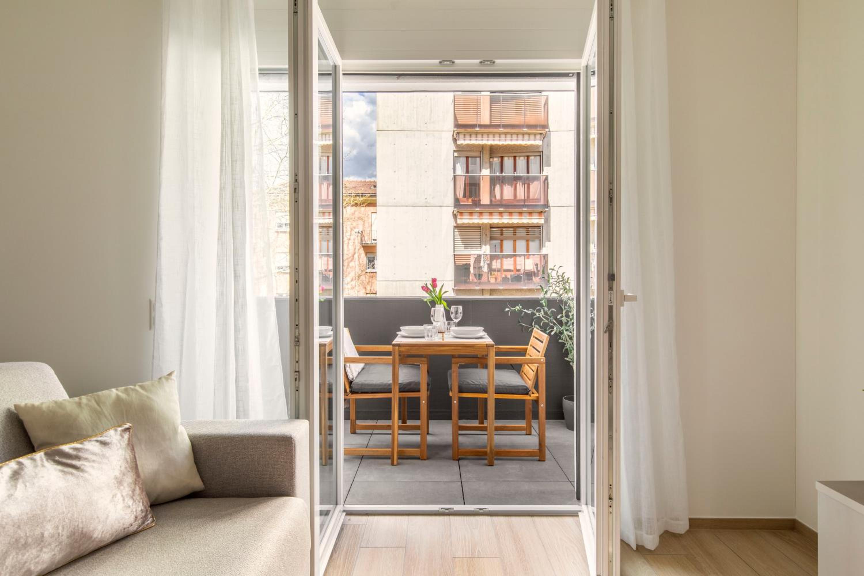 Lugano Superior Suites - Free Parking