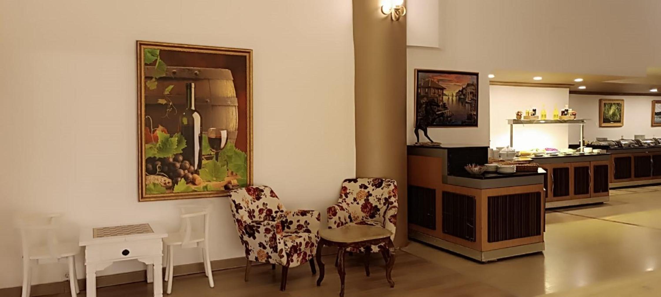 Silver Tower Residence - Image 37