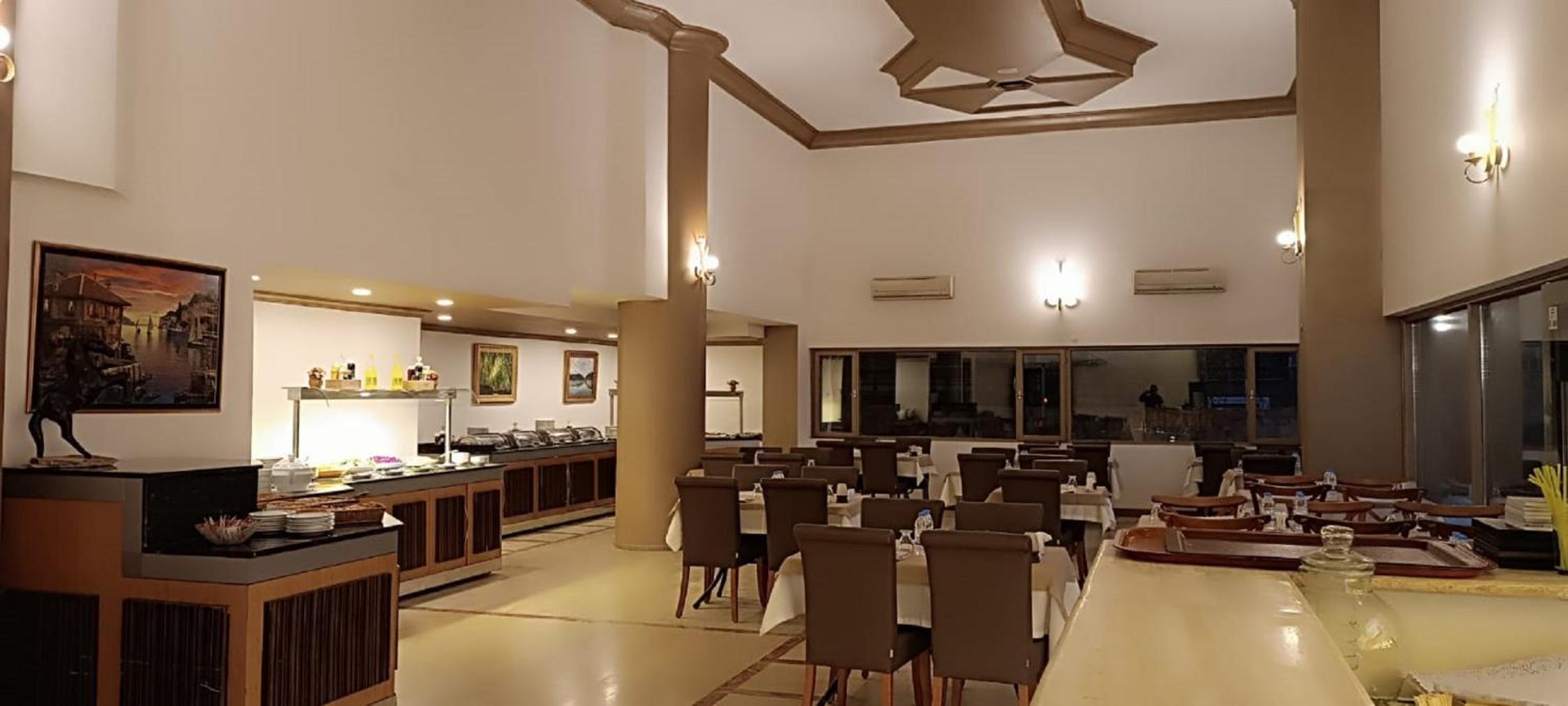 Silver Tower Residence - Image 35