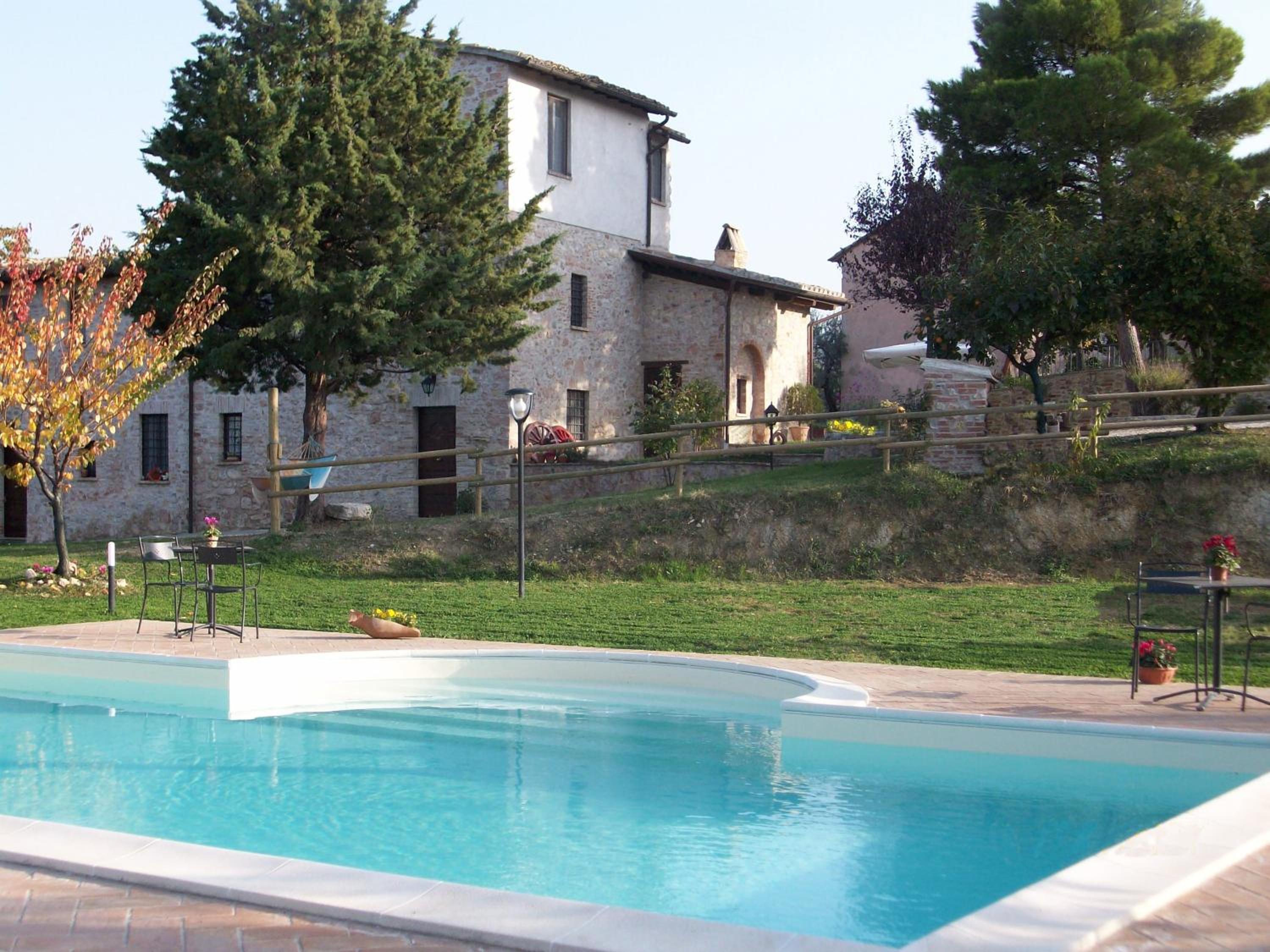 Rosa - Agriturismo Fogliani view 2