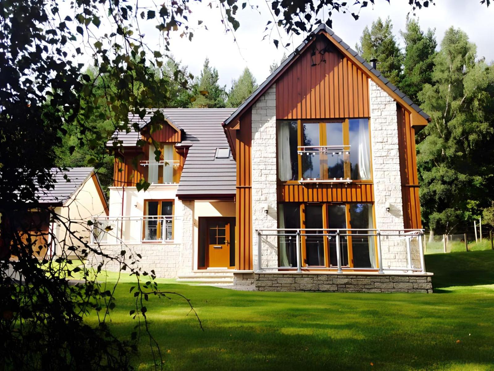 Hotel Carn Mhor Lodge - Image 1