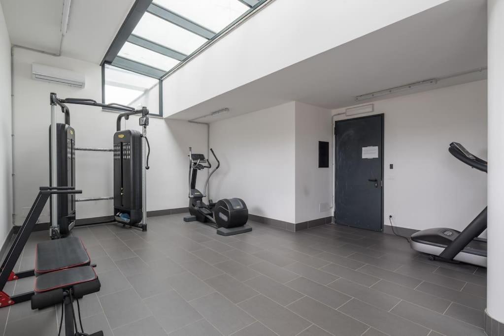 NEW! Exclusive Eur Apartment