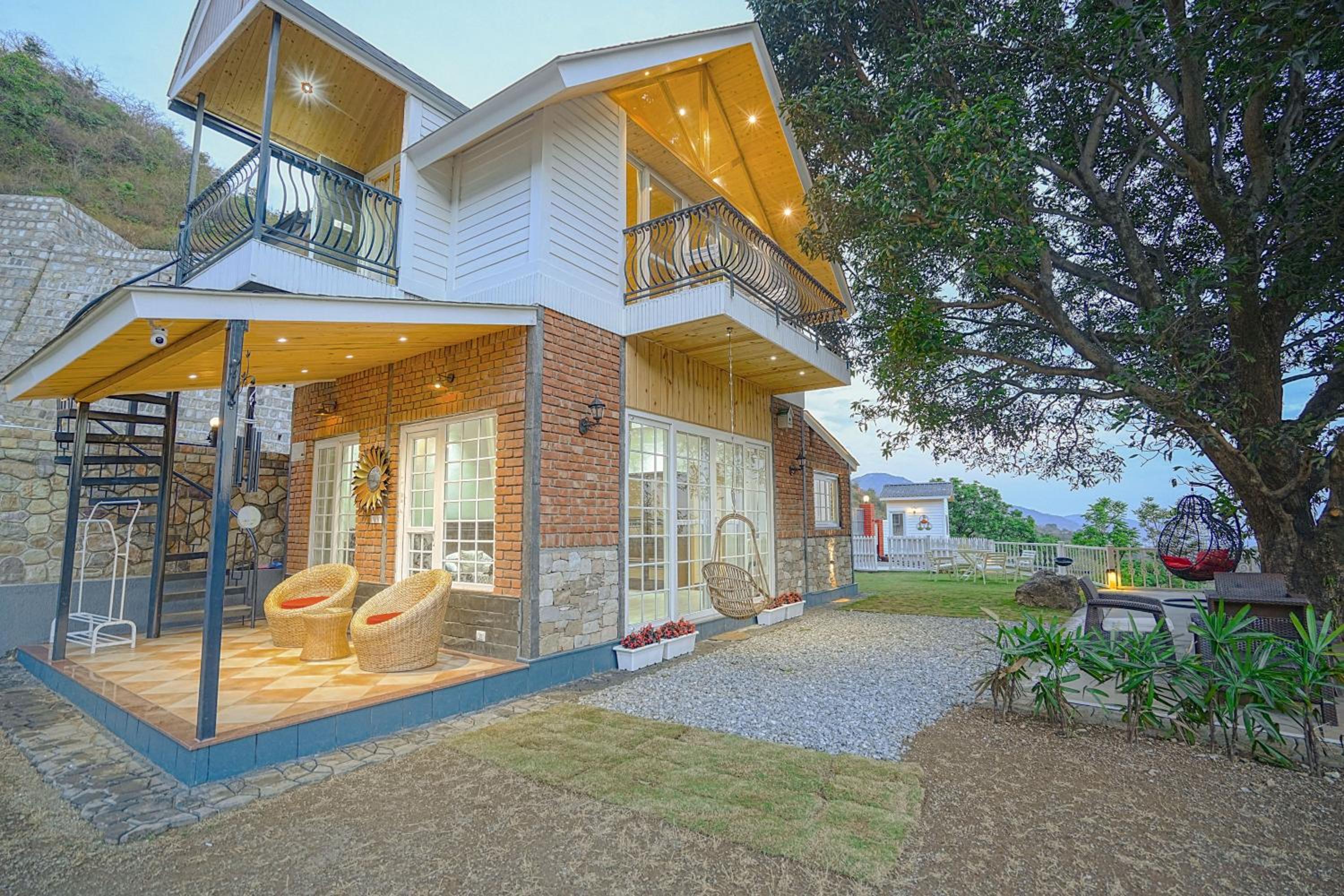 SaffronStays Woodpeckers Perch Villa, Dehradun