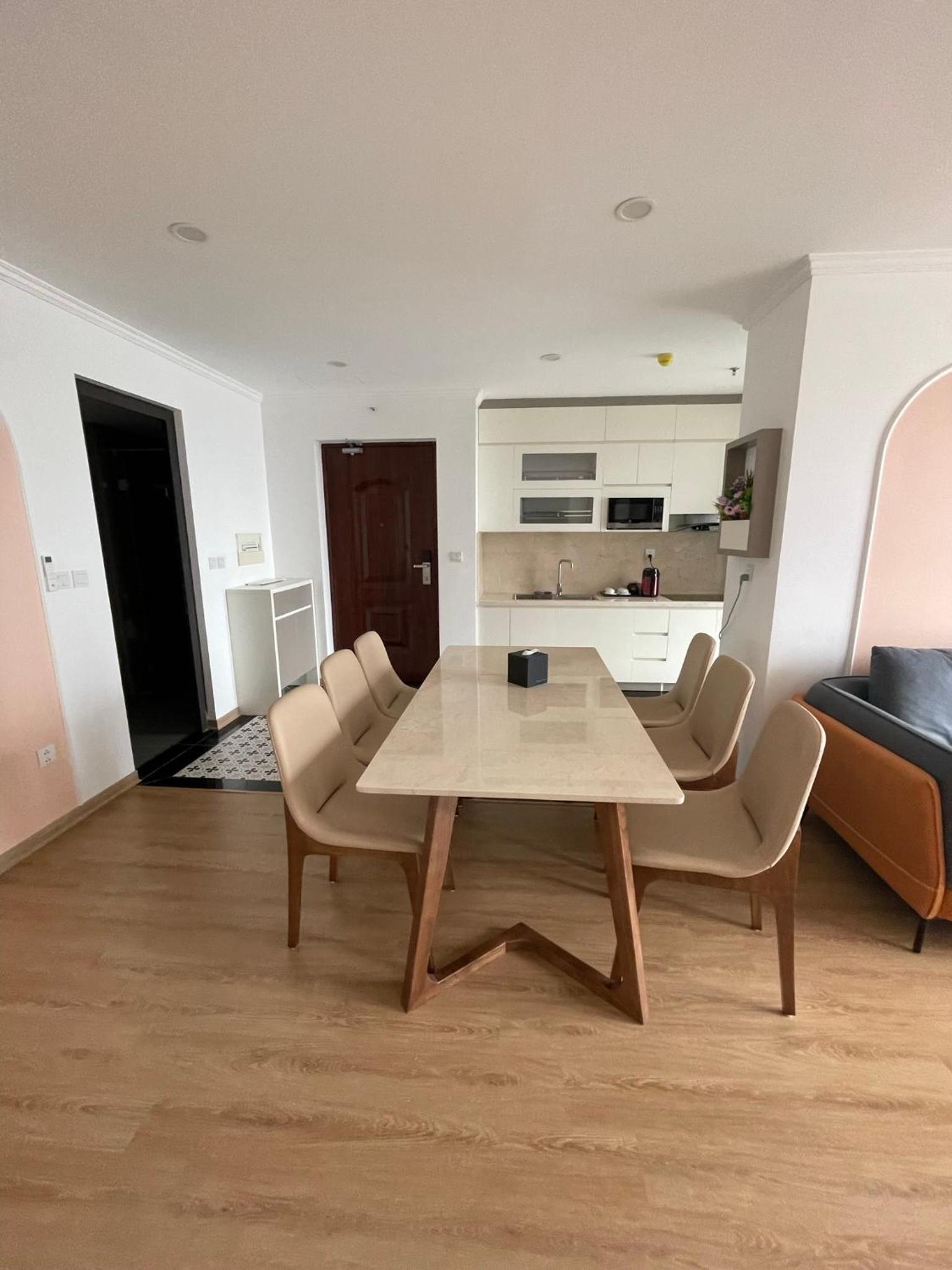 Nice-Duc Duong Apartment view 5