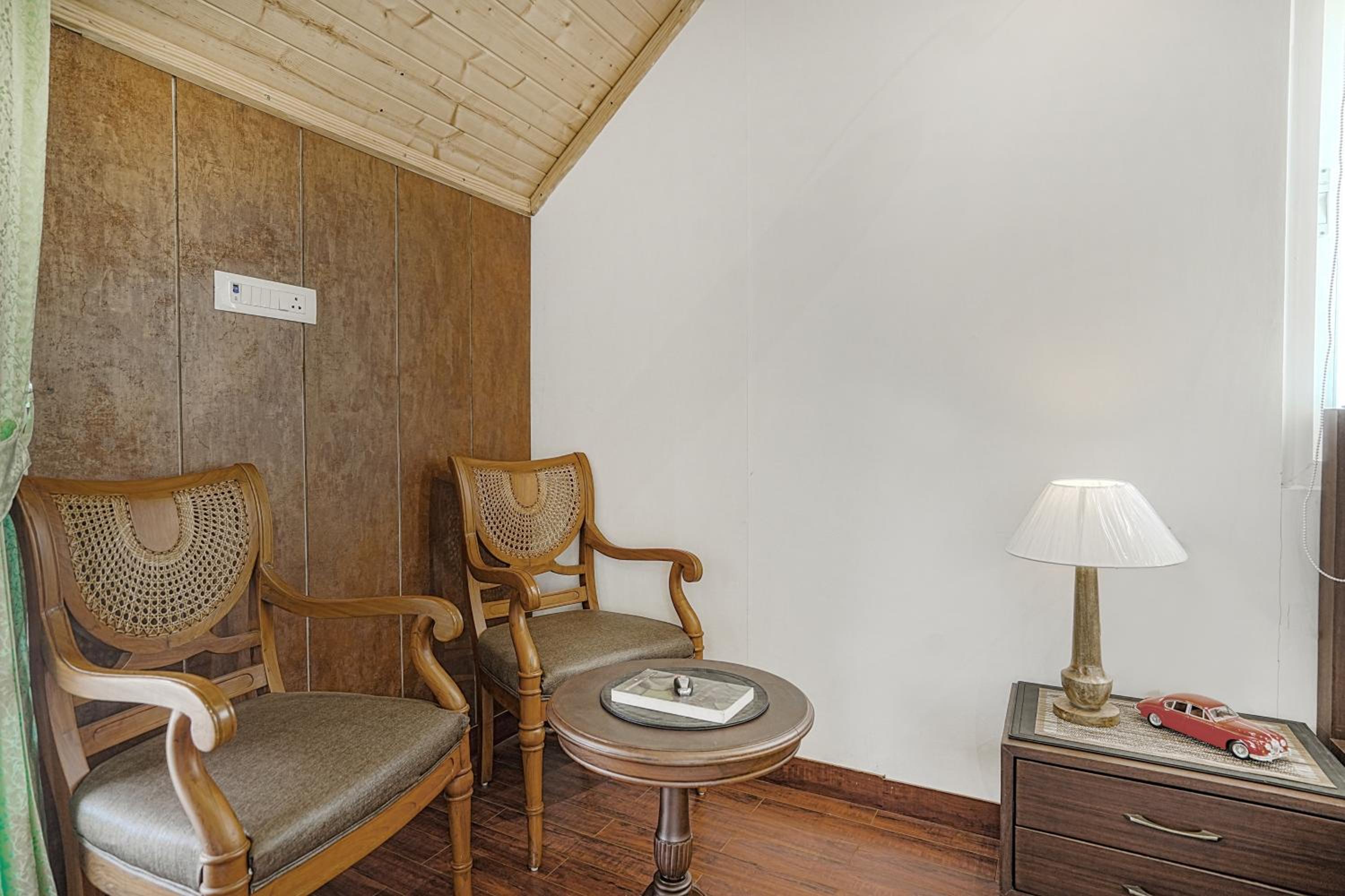 SaffronStays Woodpeckers Perch Villa, Dehradun