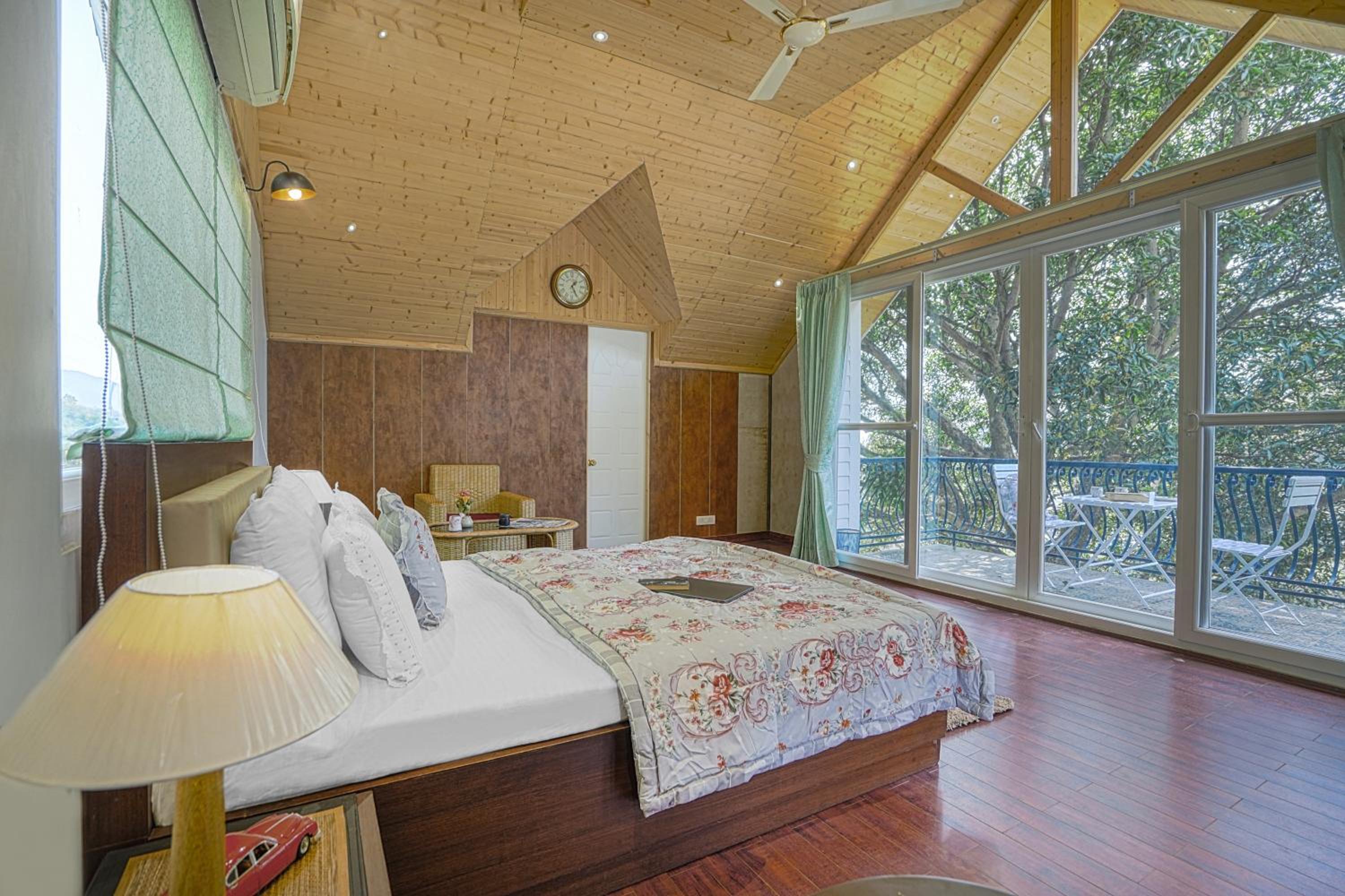 SaffronStays Woodpeckers Perch Villa, Dehradun