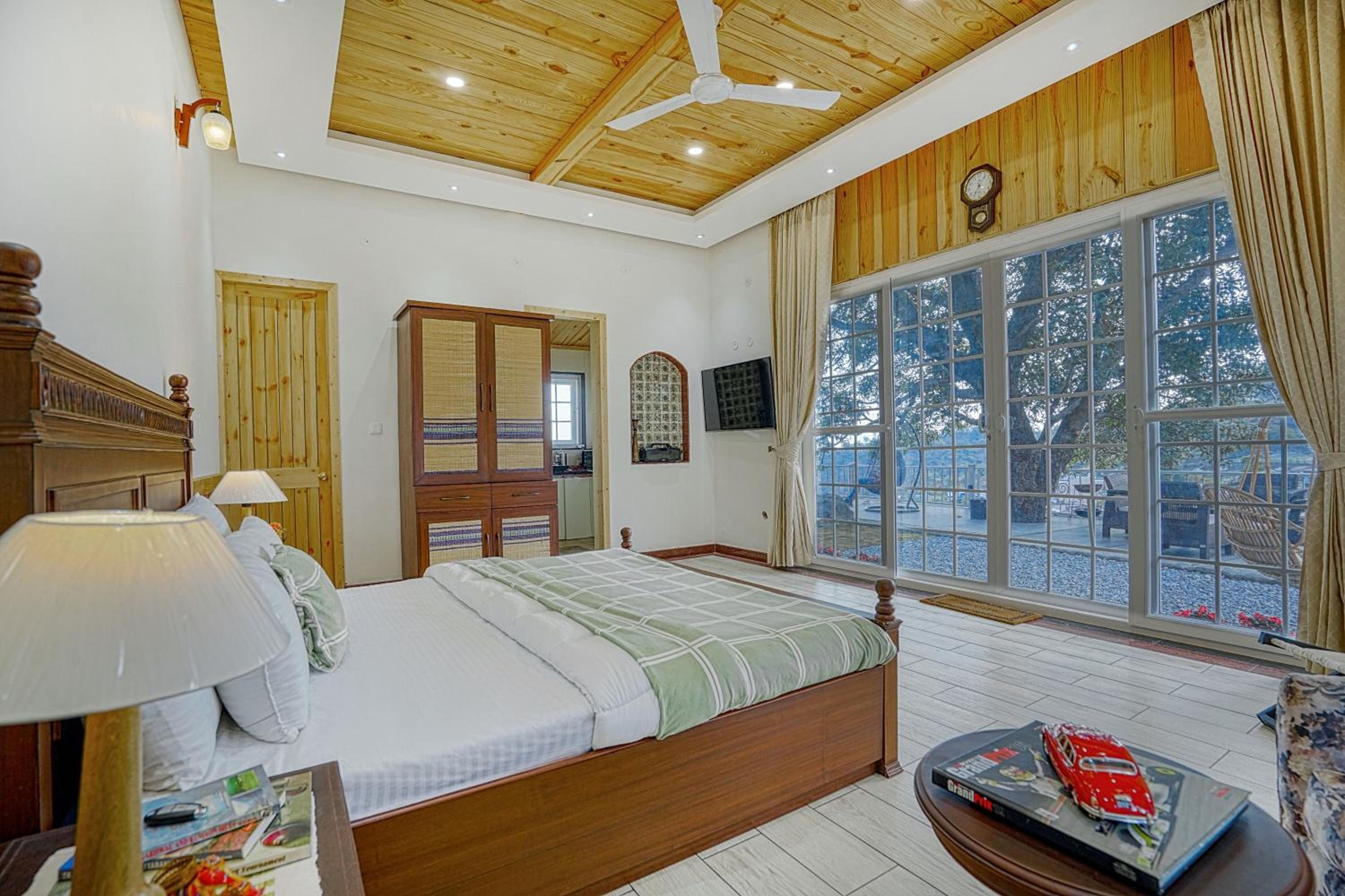 SaffronStays Woodpeckers Perch Villa, Dehradun