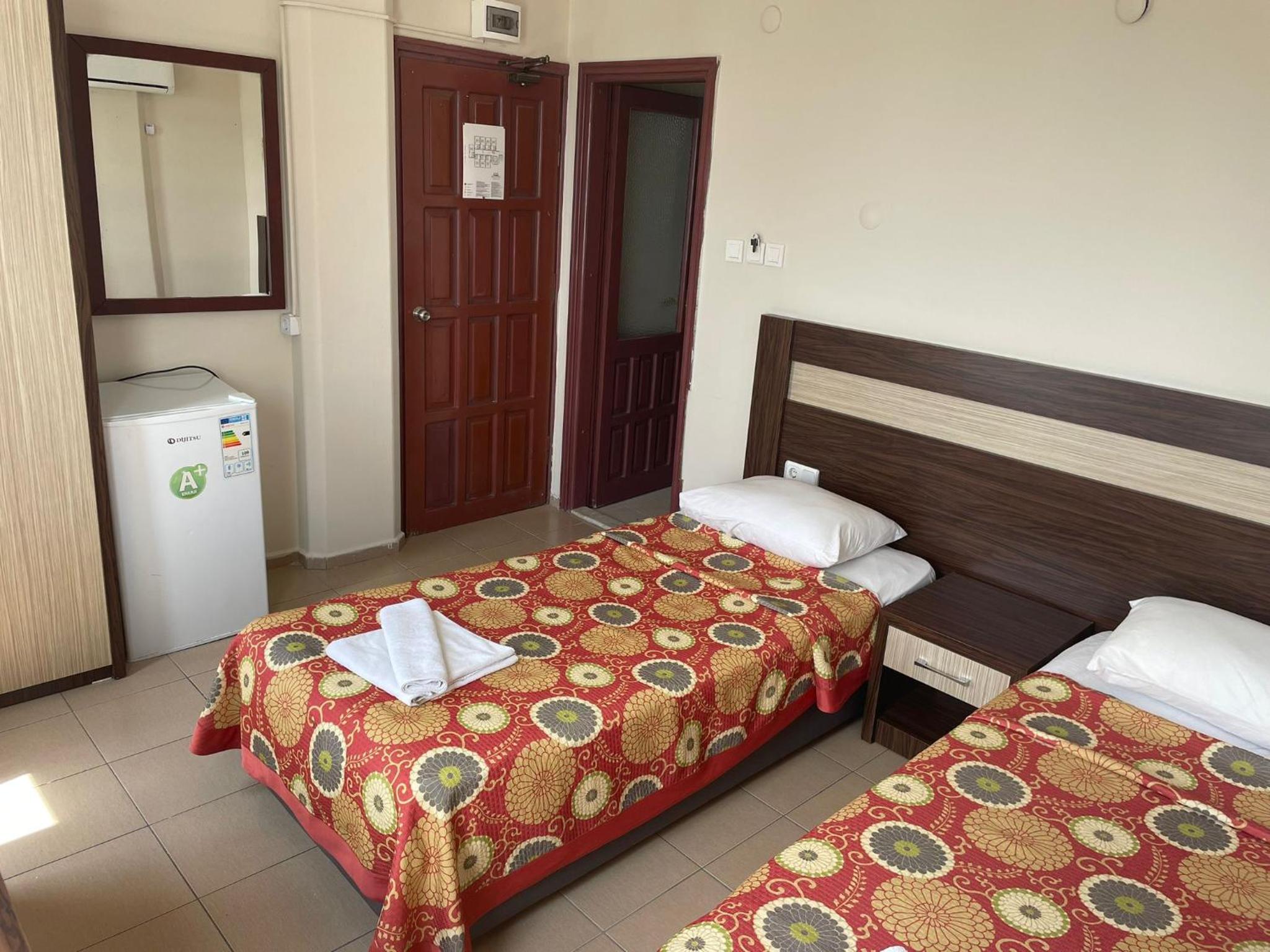 Rosella Hotel - Image 18