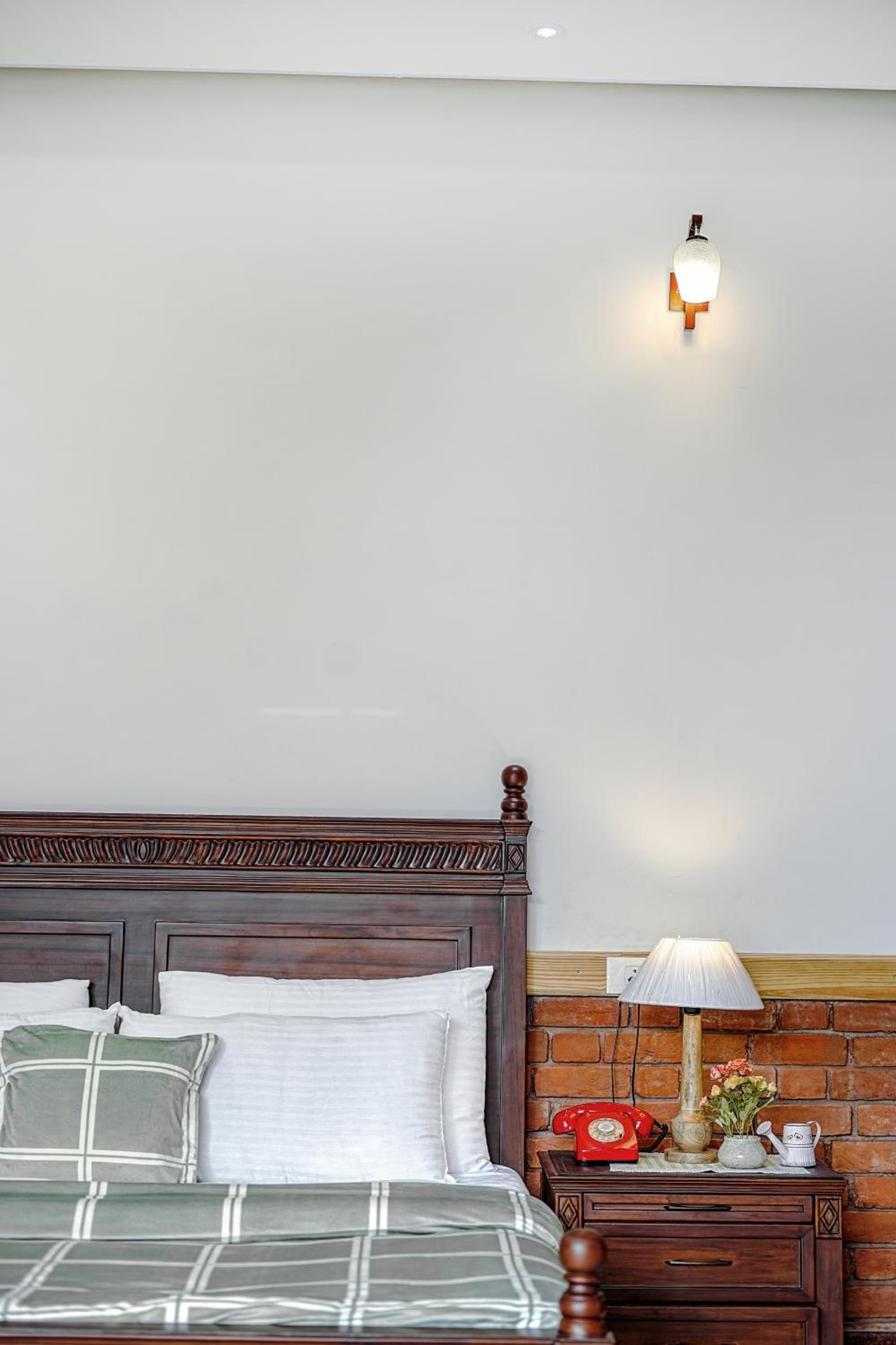 SaffronStays Woodpeckers Perch Villa, Dehradun