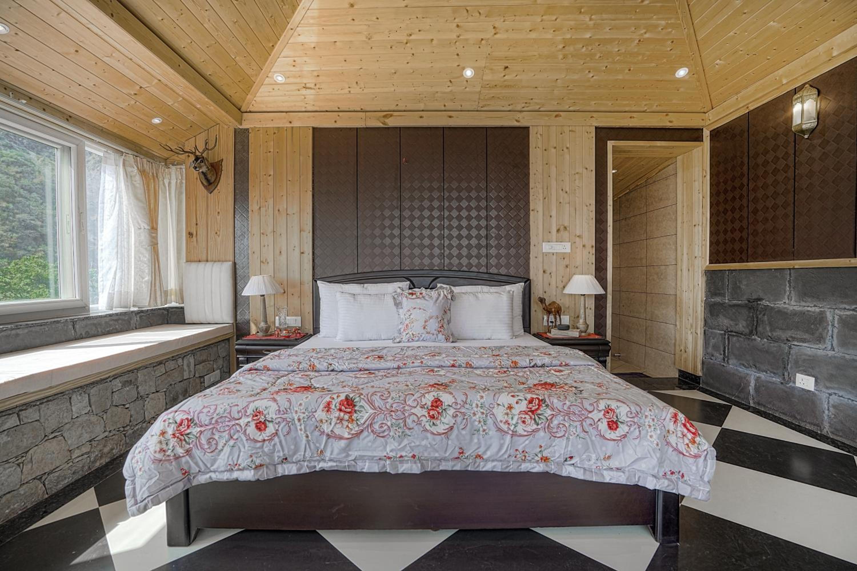 SaffronStays Woodpeckers Perch Villa, Dehradun