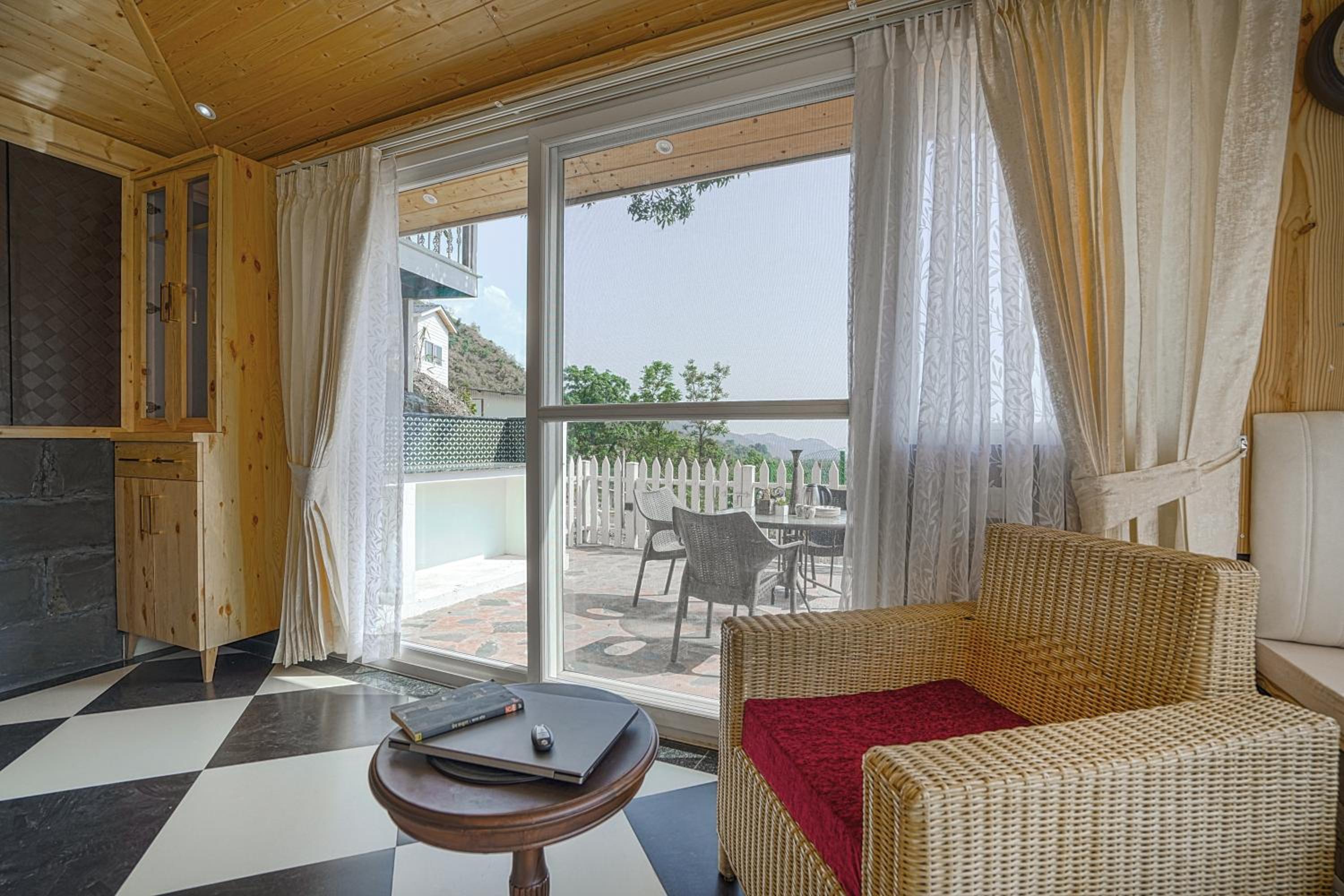 SaffronStays Woodpeckers Perch Villa, Dehradun