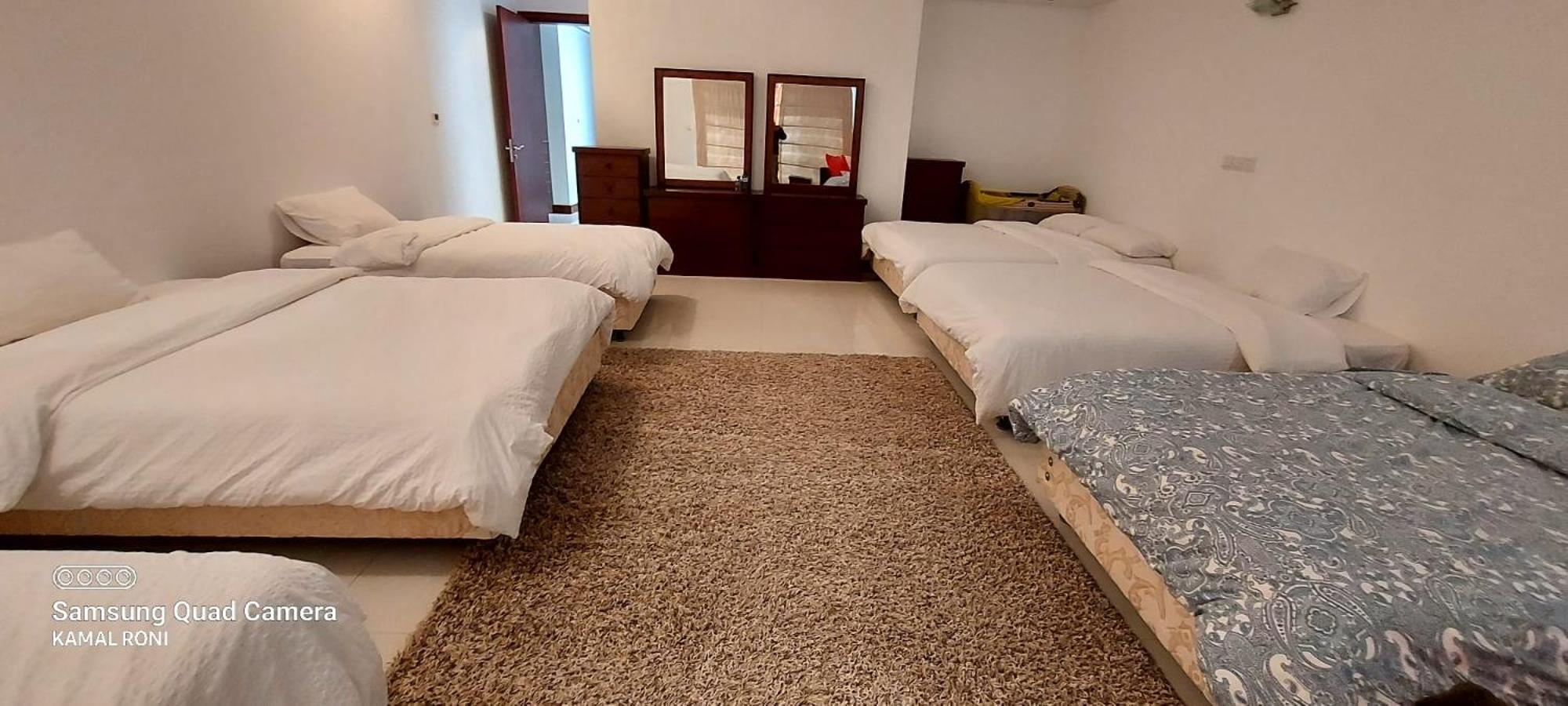 Family friendly house in Bahrian