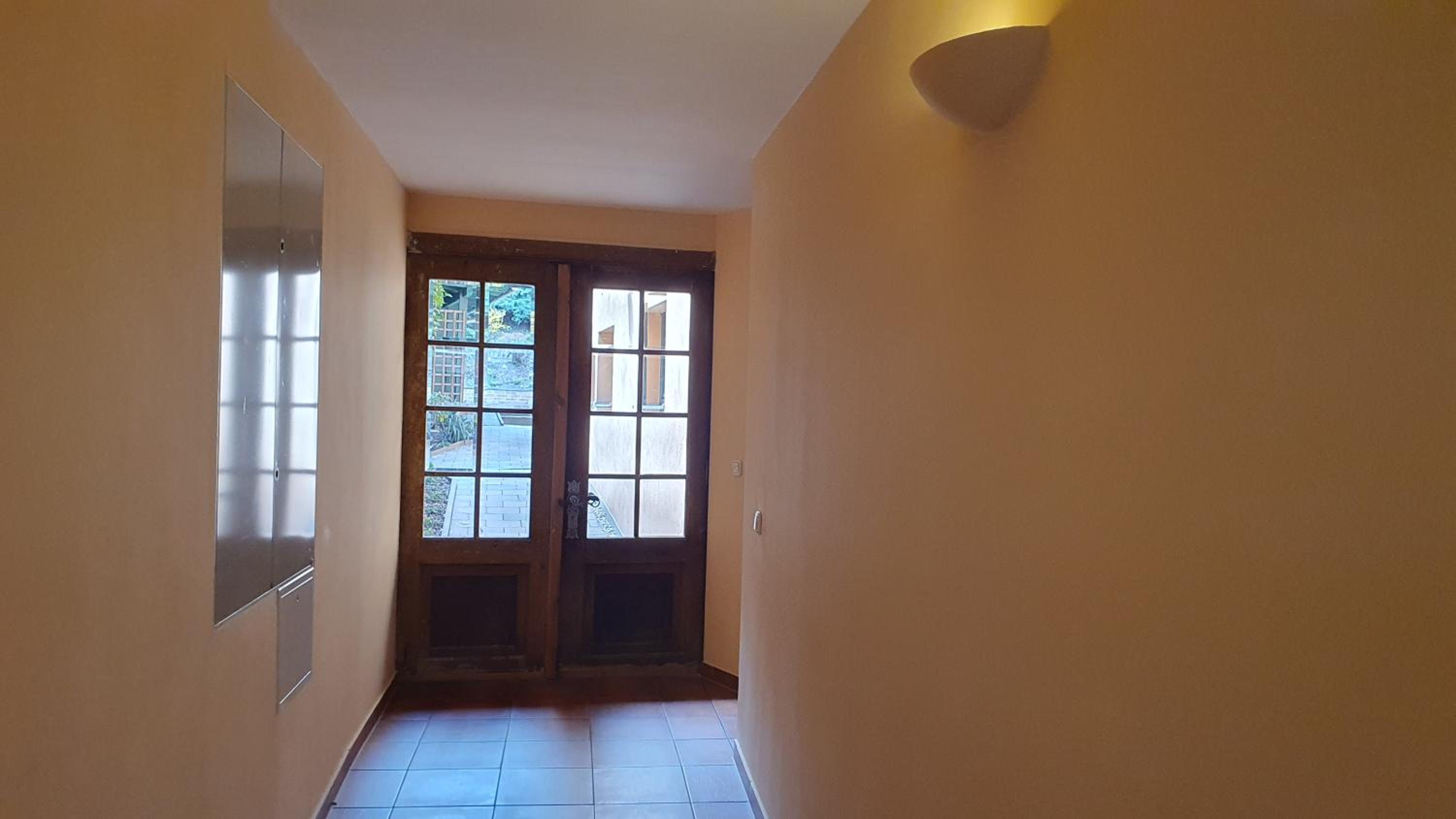 Ferienwohnung,Frühstück gegenüber,Parkplatz kostenlos, zentral Apartment 1