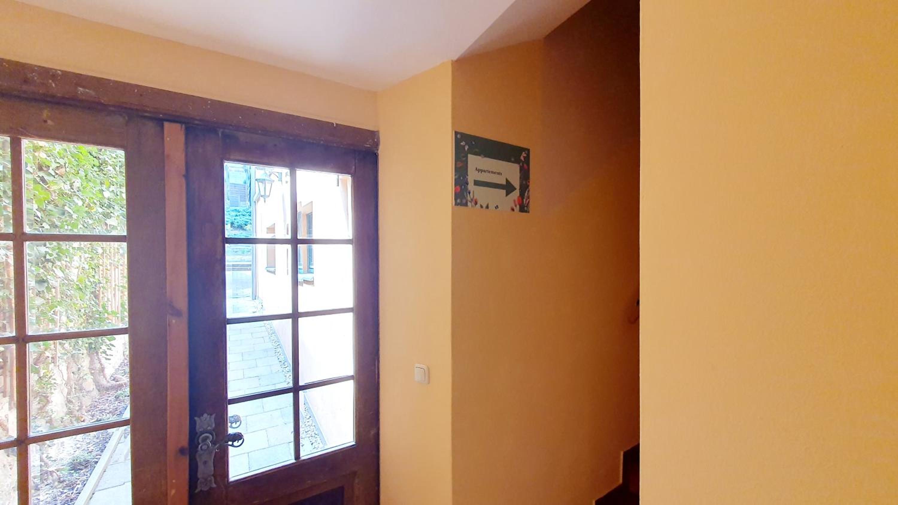 Ferienwohnung,Frühstück gegenüber,Parkplatz kostenlos, zentral Apartment 1