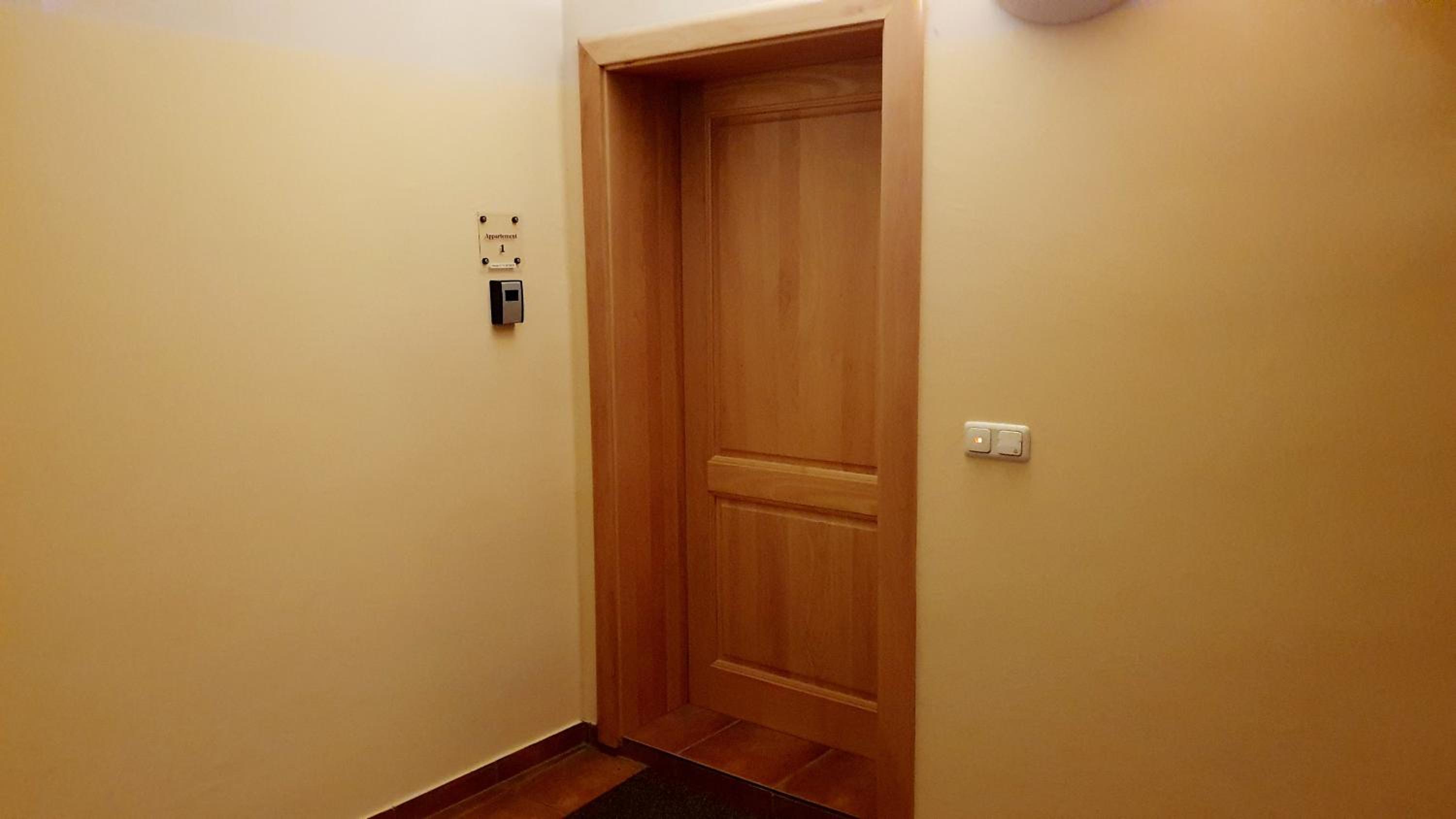 Ferienwohnung,Frühstück gegenüber,Parkplatz kostenlos, zentral Apartment 1