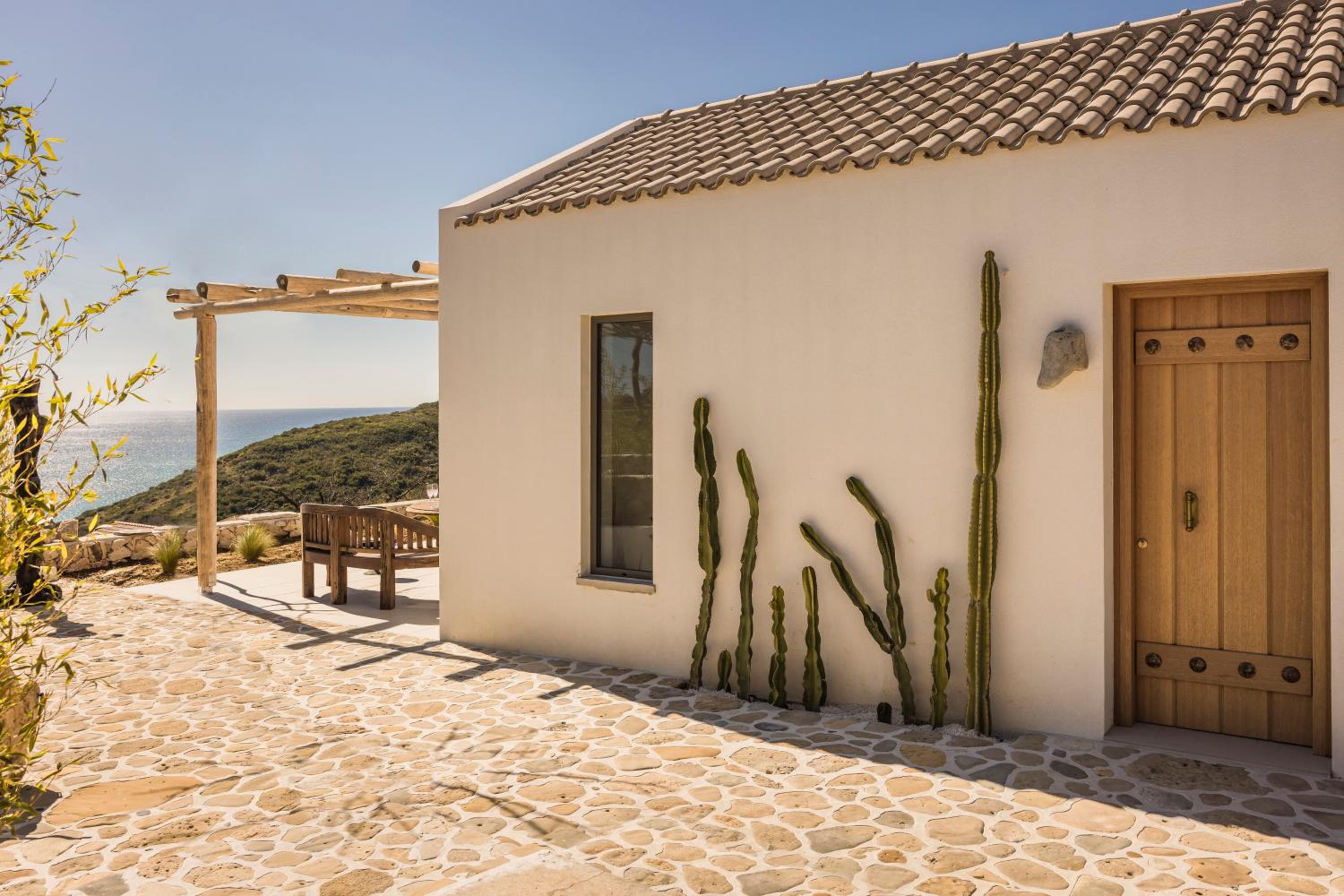 Hotel Spathes Private Paradise - Luxury Suite with Infinity Pool & Sea Views - Image 1