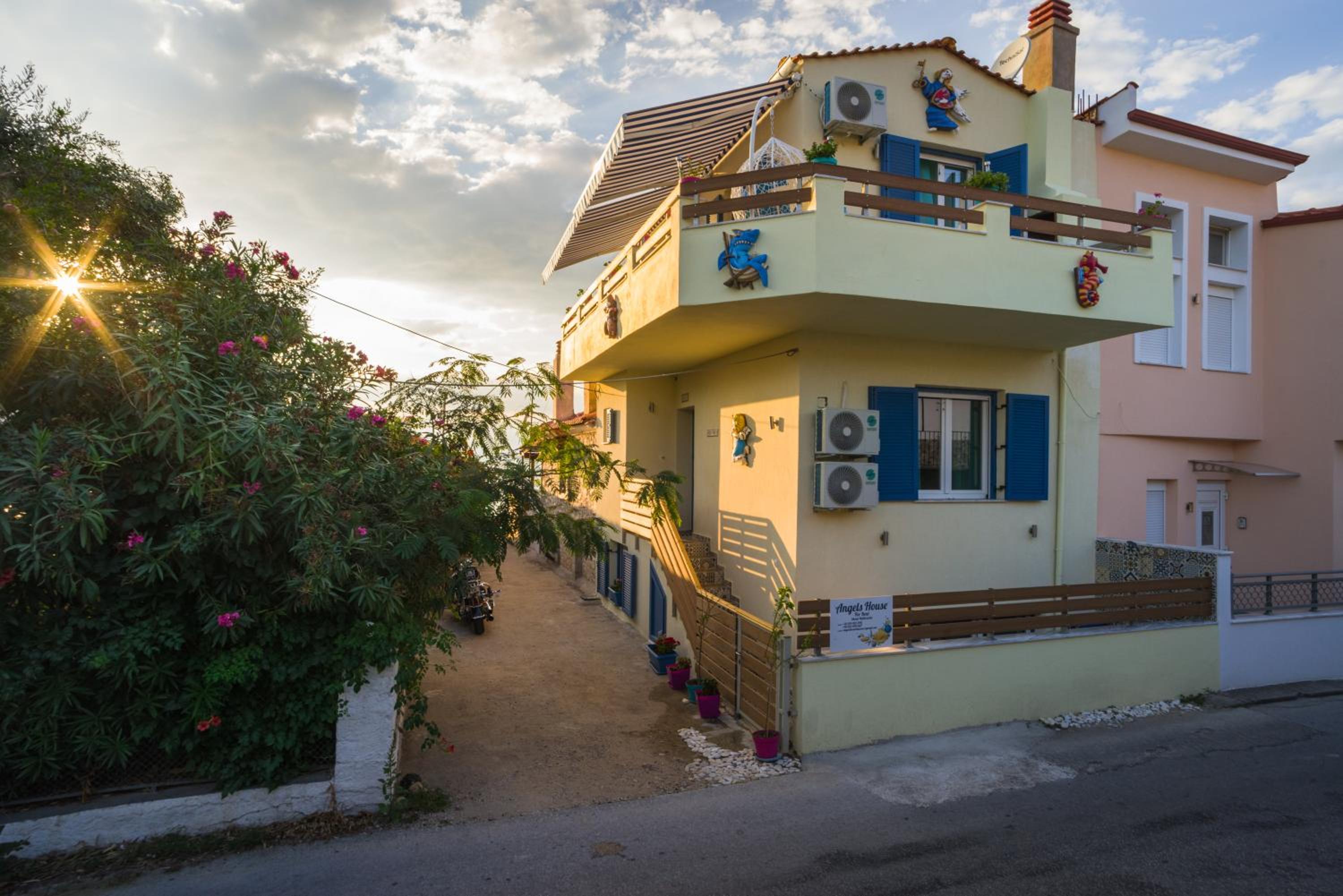ANGELS HOUSE