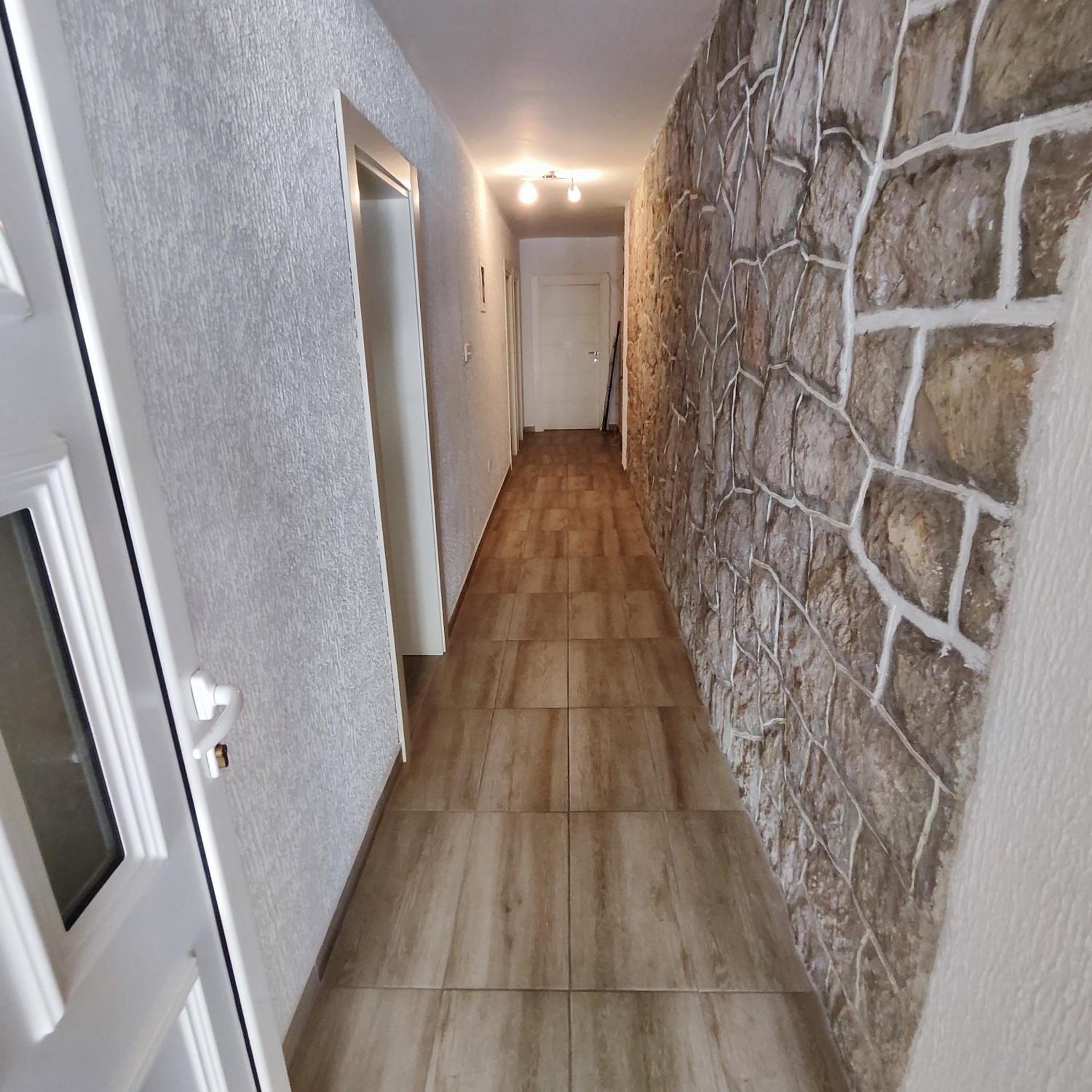 Real Apartments