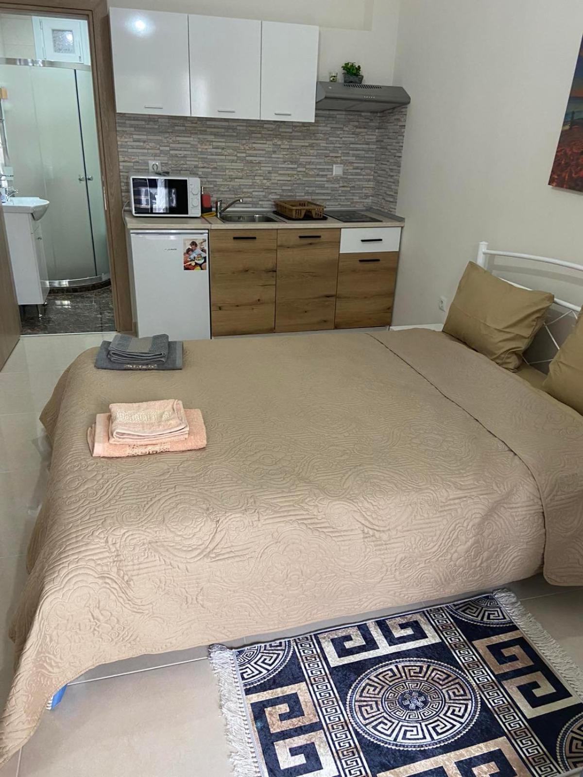 Ifos Apartments