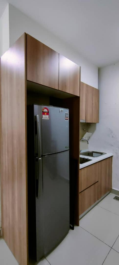 20 HoMESTAY COZY STUDIO MOUNT AUSTIN TEBRAU NEAR JUSCO TOPPEN