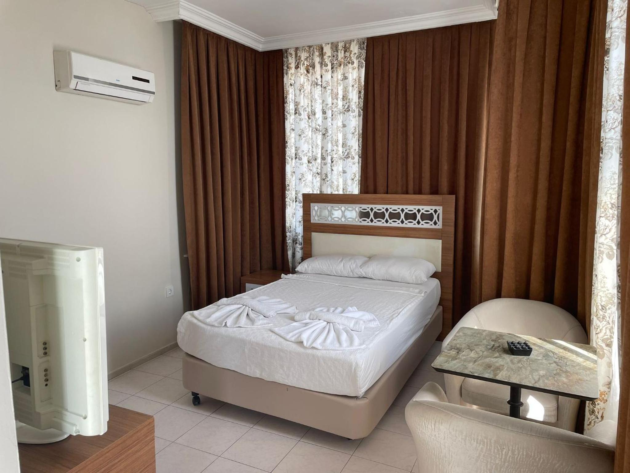 Rosella Hotel - Image 36