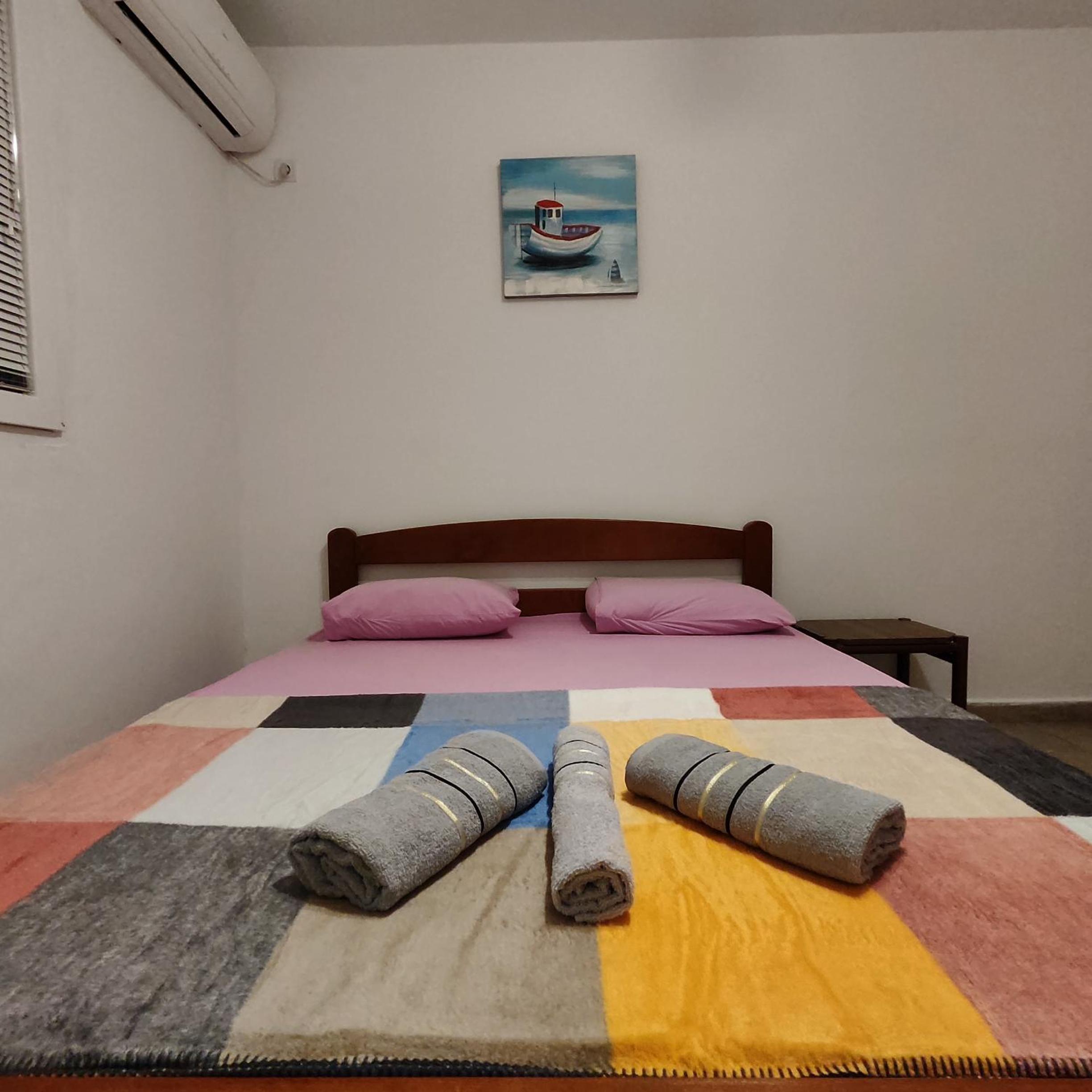 Real Apartments