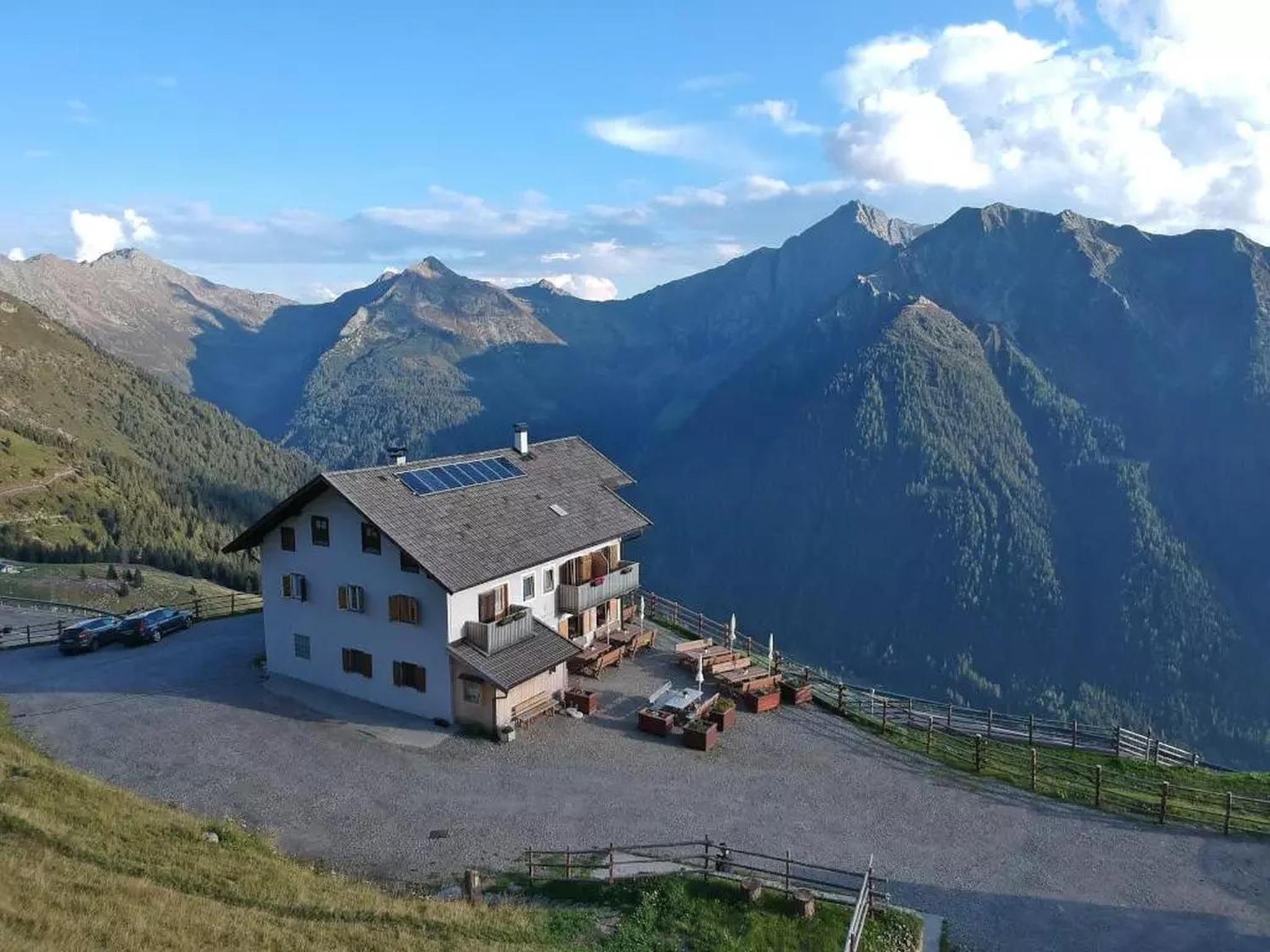 Enzianhuette Jaufenpass