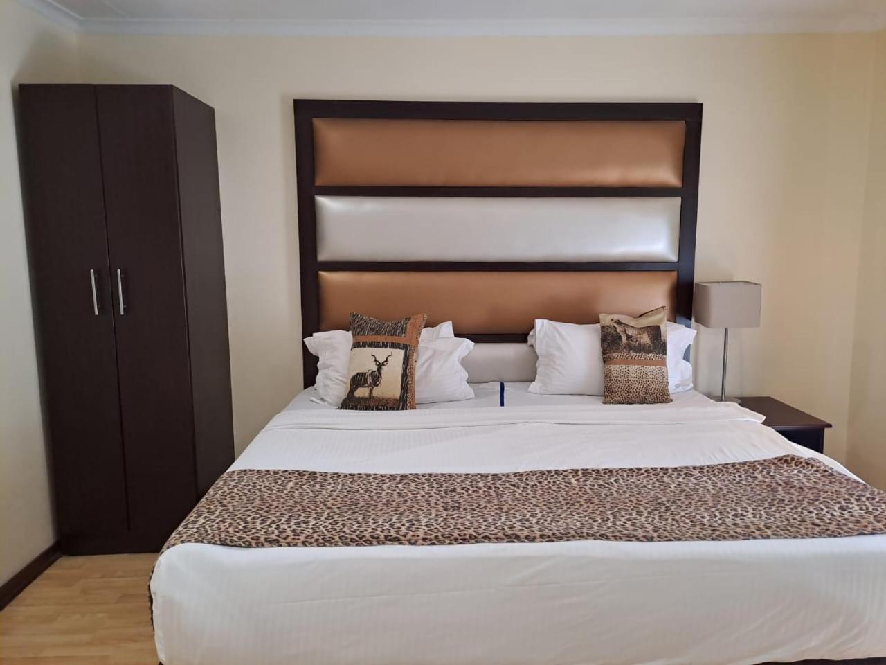 Ecotel Premier Lodge & Conference Centre