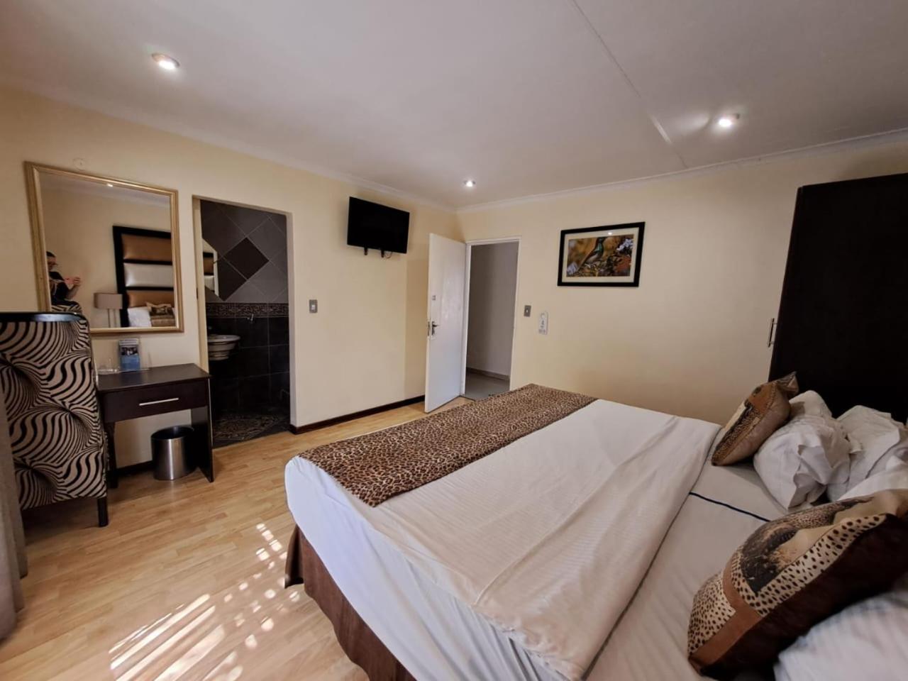 Ecotel Premier Lodge & Conference Centre