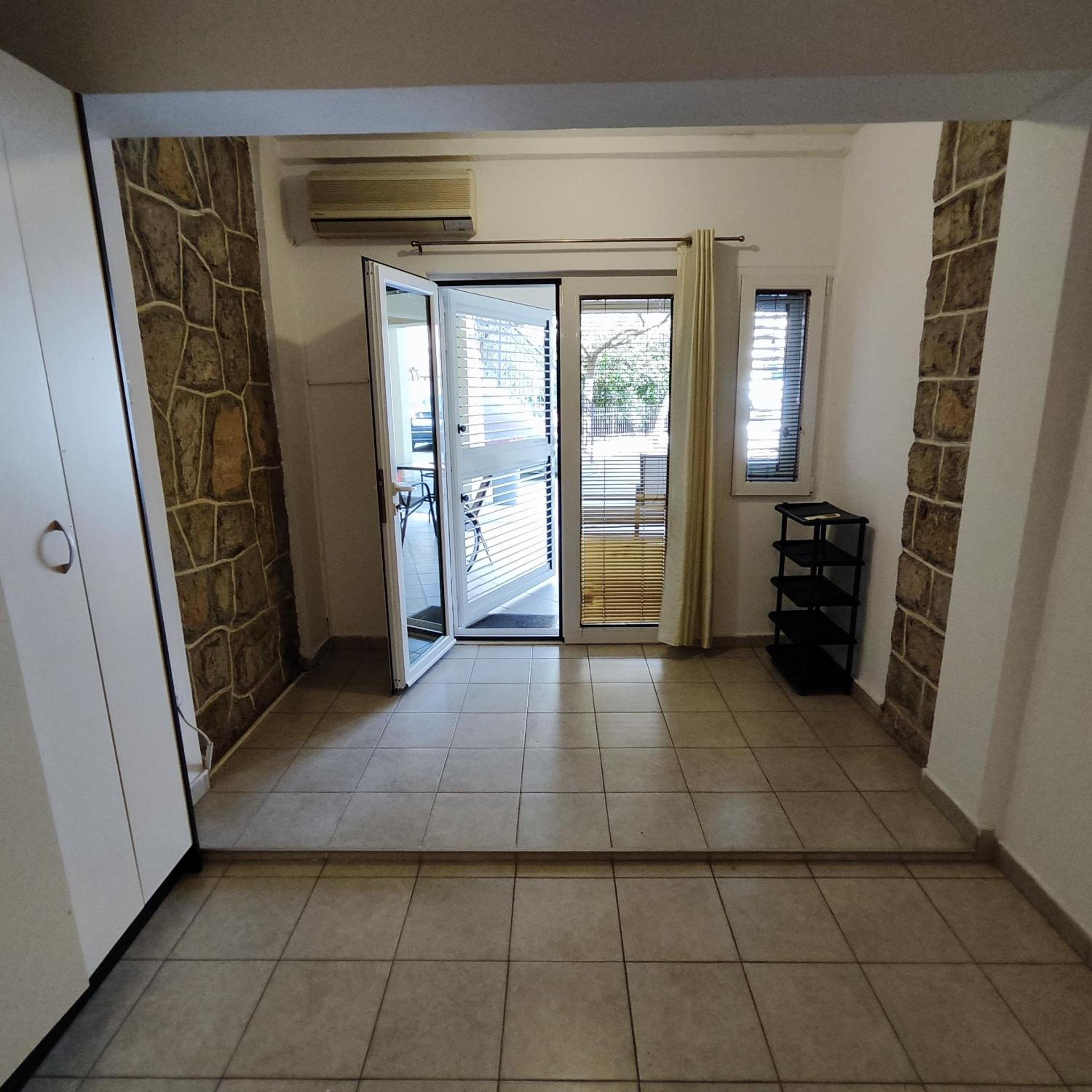 Real Apartments