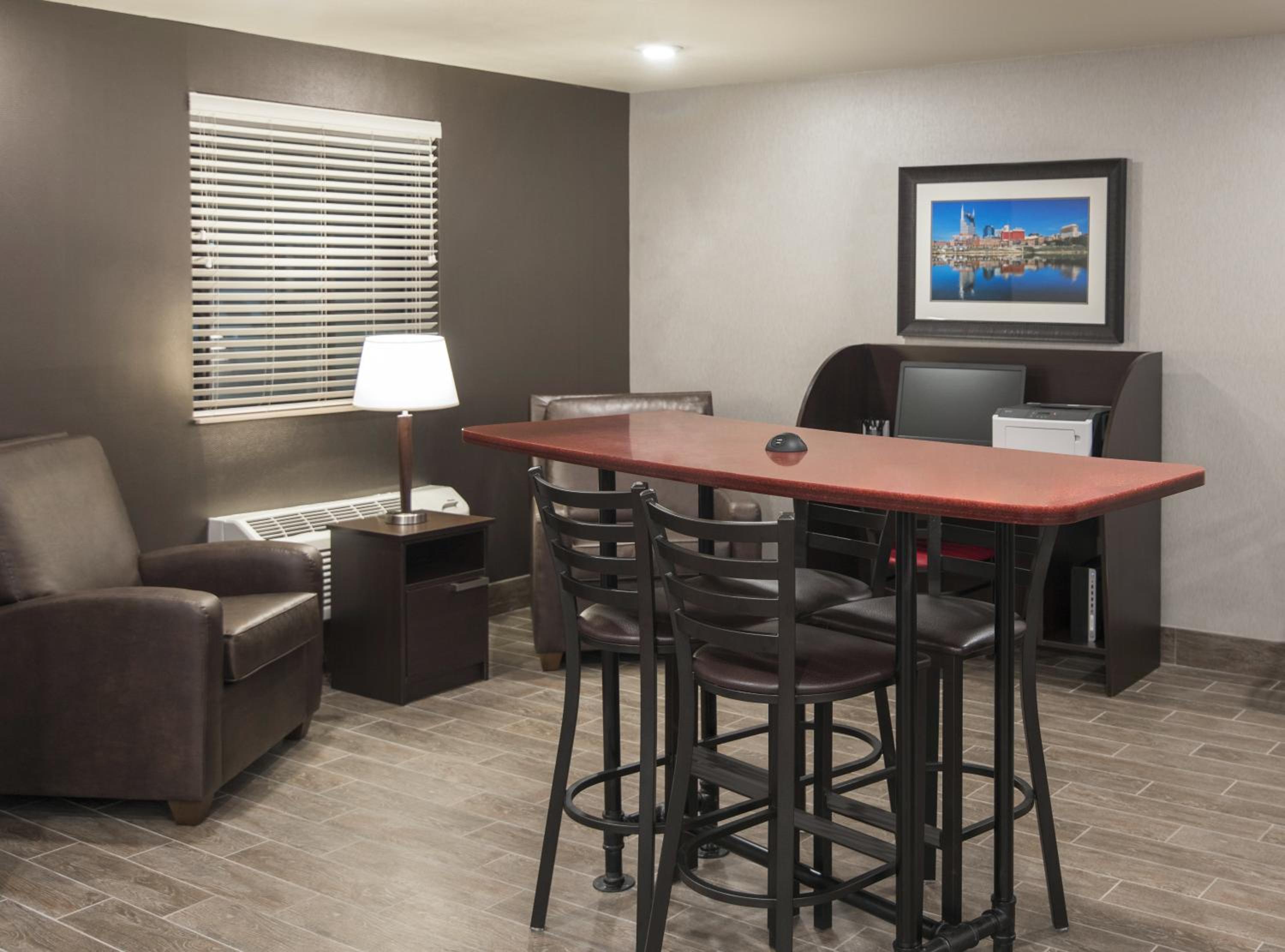 My Place Hotel-Davenport/Quad Cities, IA