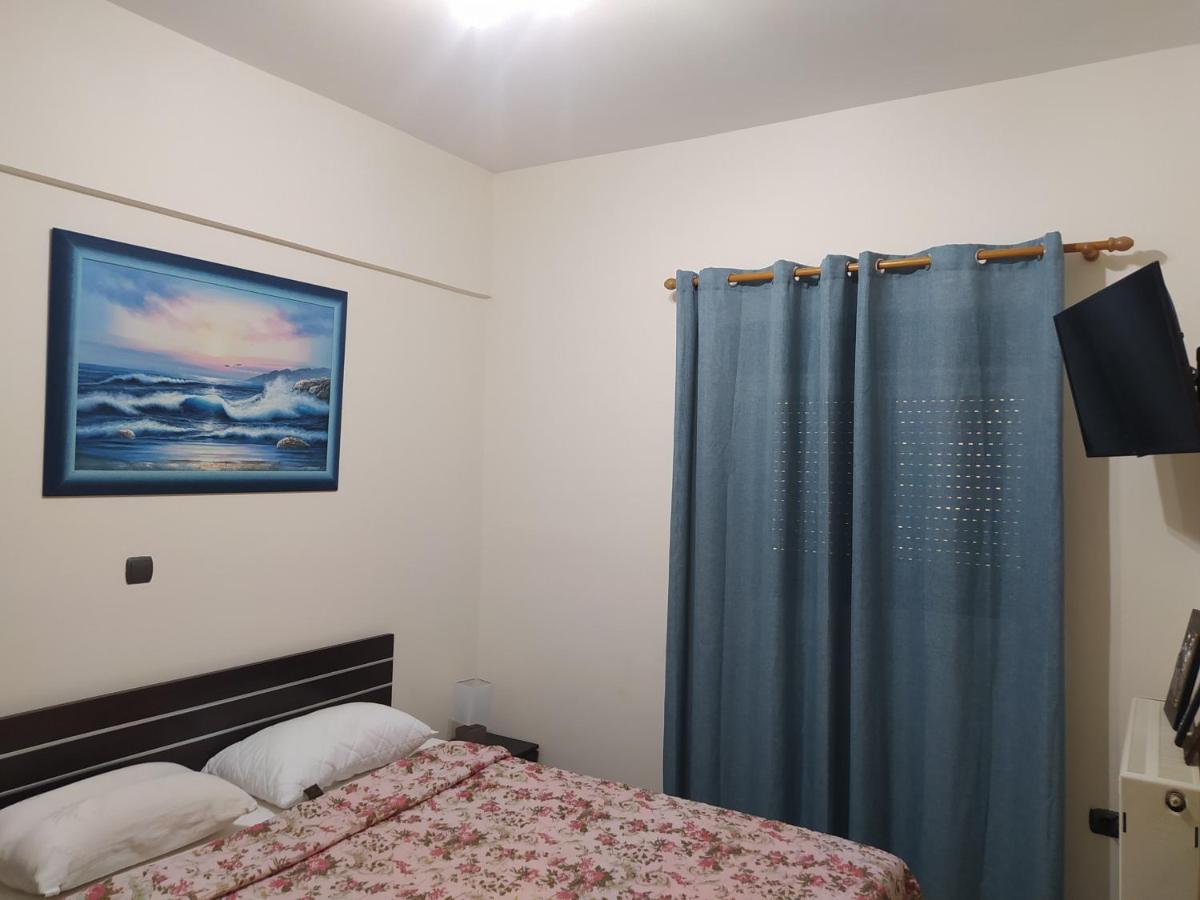 Marousi Comfy Apartment with balcony