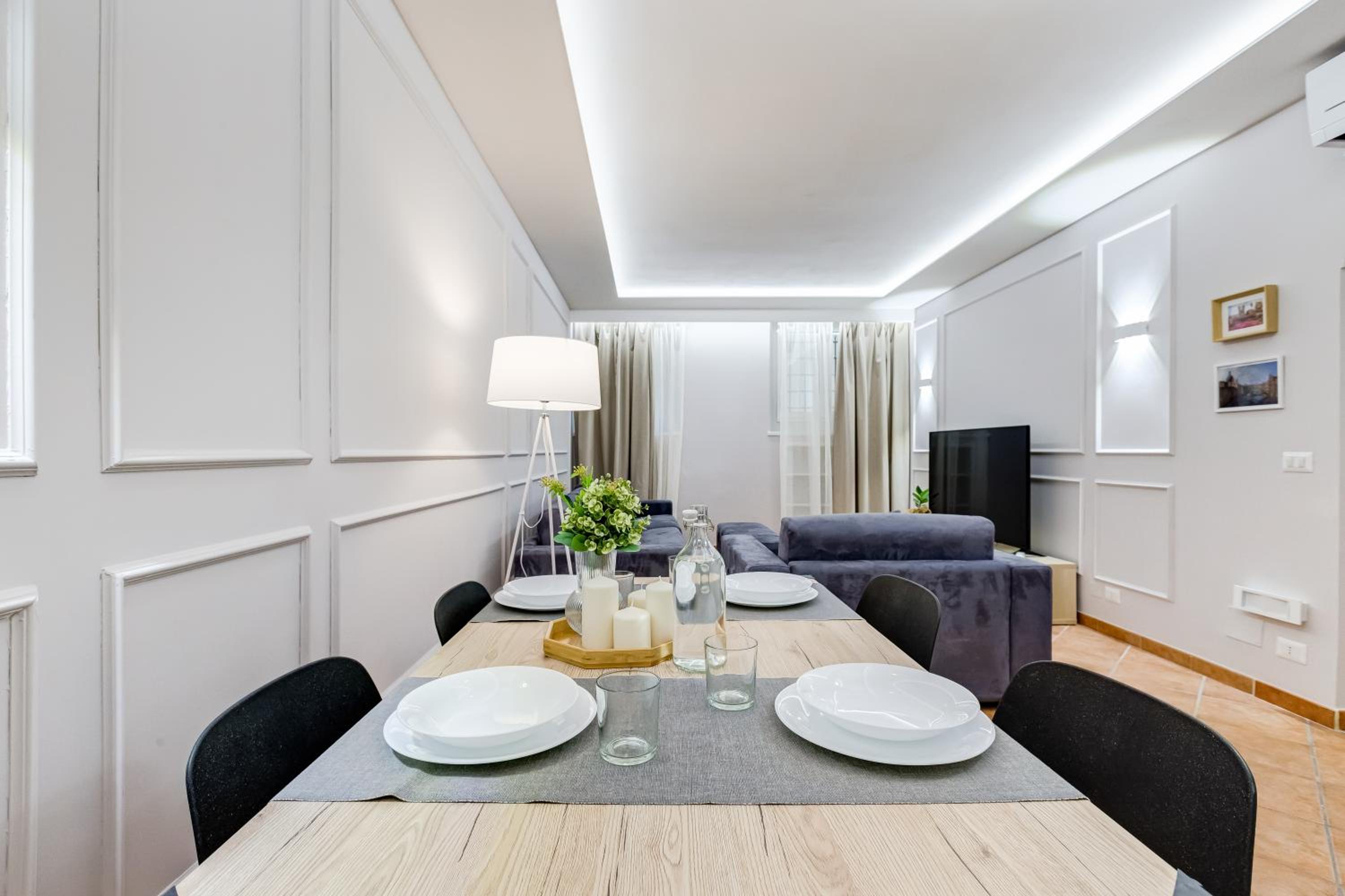 Spanish Steps Suite - Zucchelli