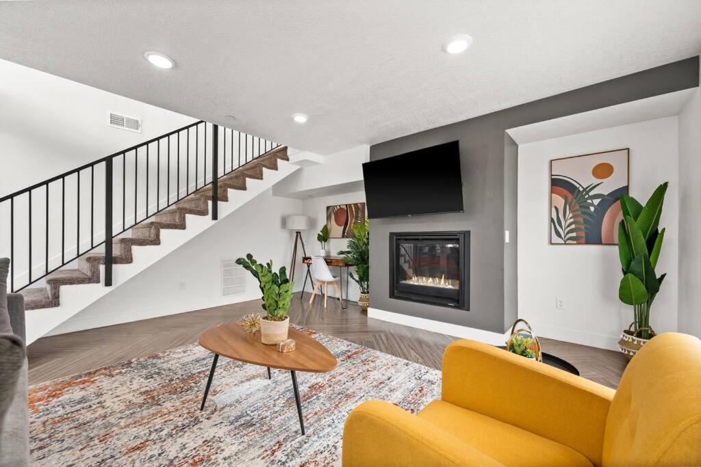 LUX Penthouse Oasis-Heart of SLC