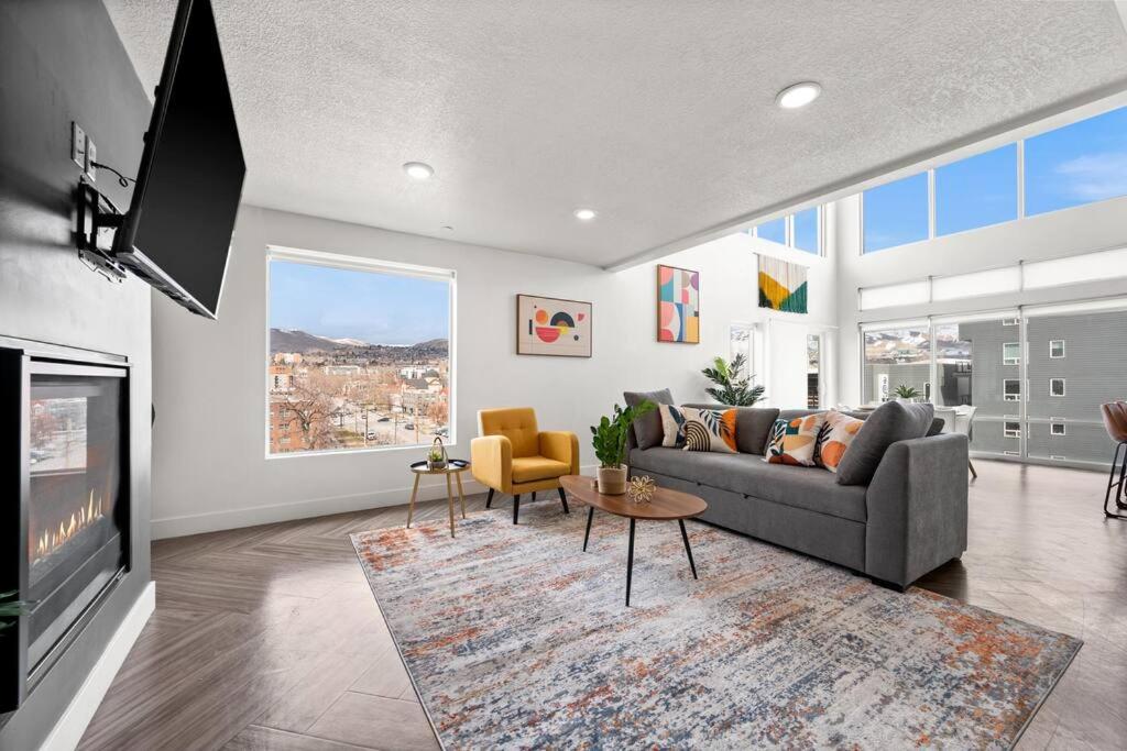 LUX Penthouse Oasis-Heart of SLC