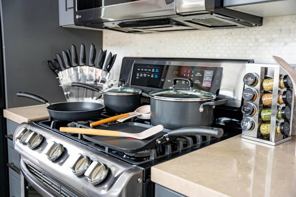 LUX Penthouse Oasis-Heart of SLC