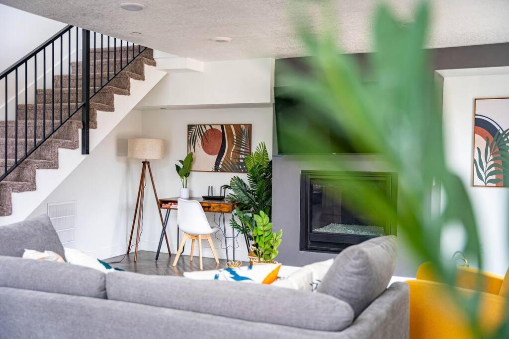 LUX Penthouse Oasis-Heart of SLC
