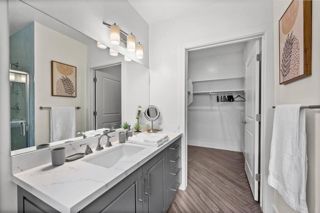LUX Penthouse Oasis-Heart of SLC