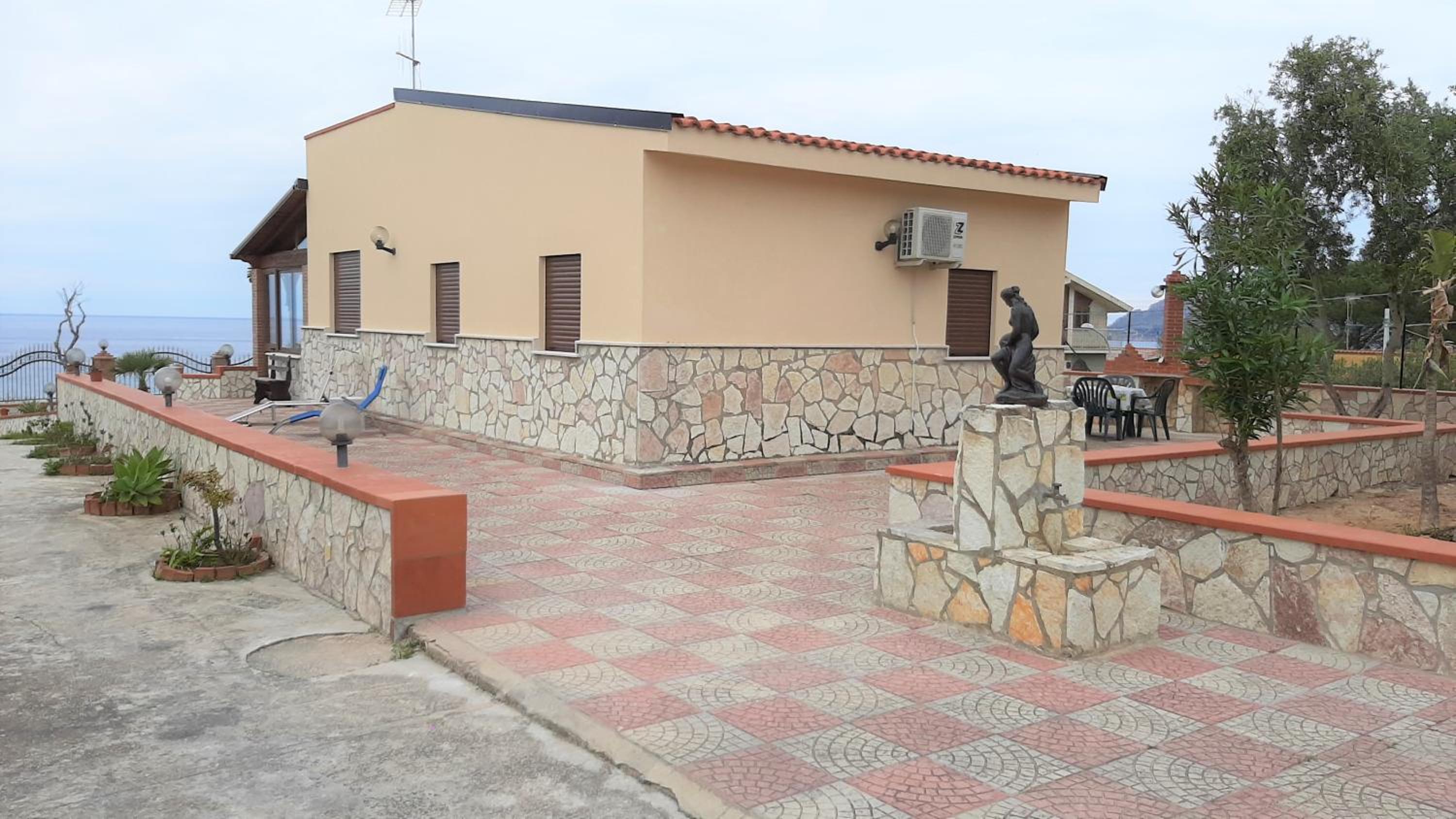 Villa Delia view 3