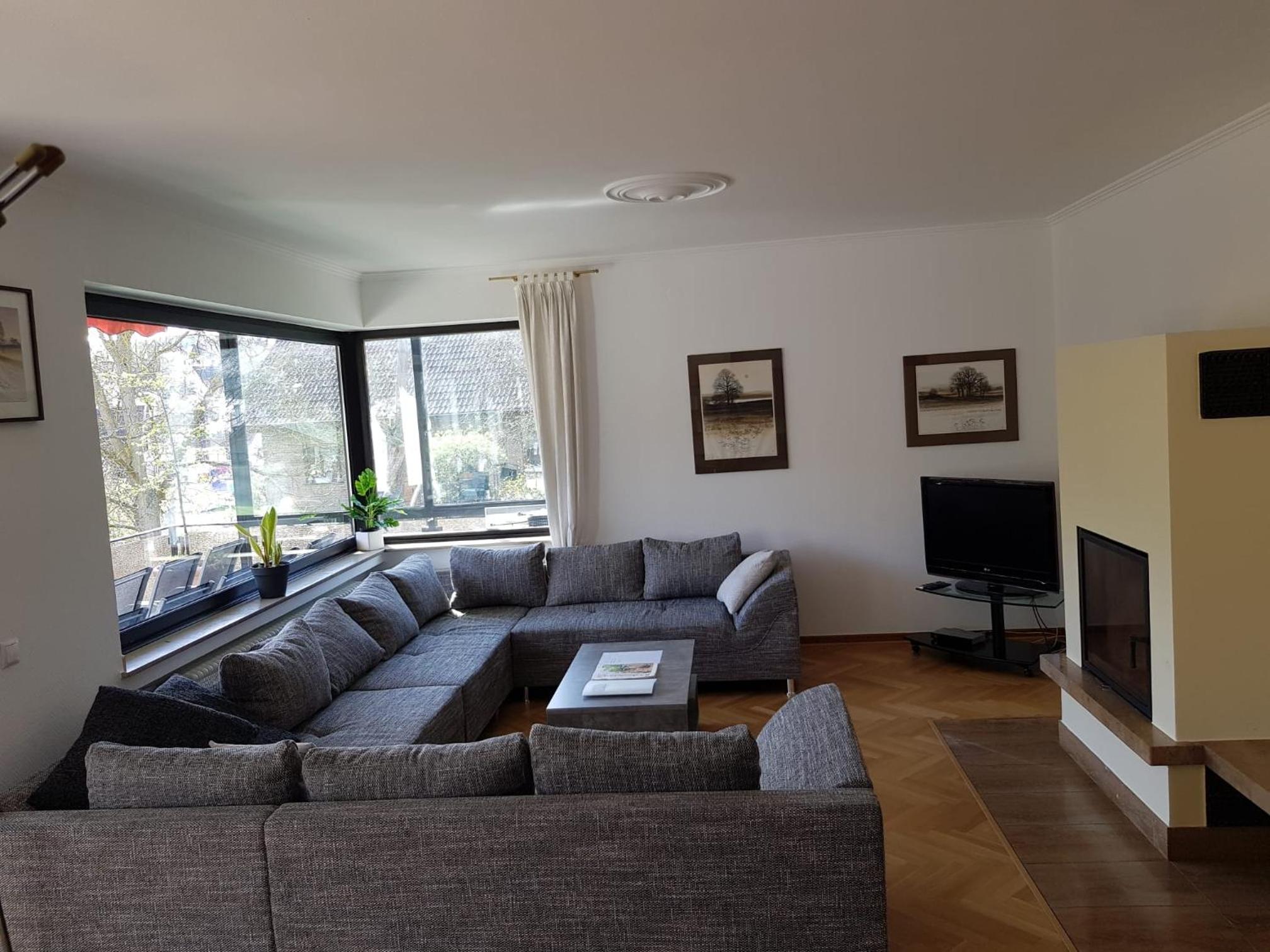 Adenauer Cottage