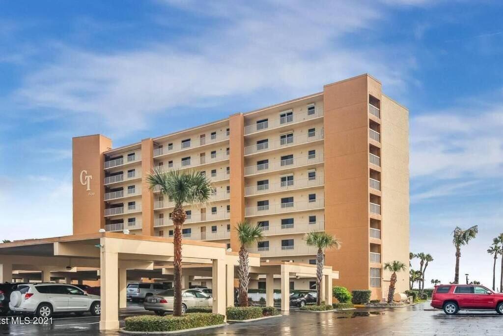 Canaveral Towers Resort-Beach, Surf, Rocket Launches