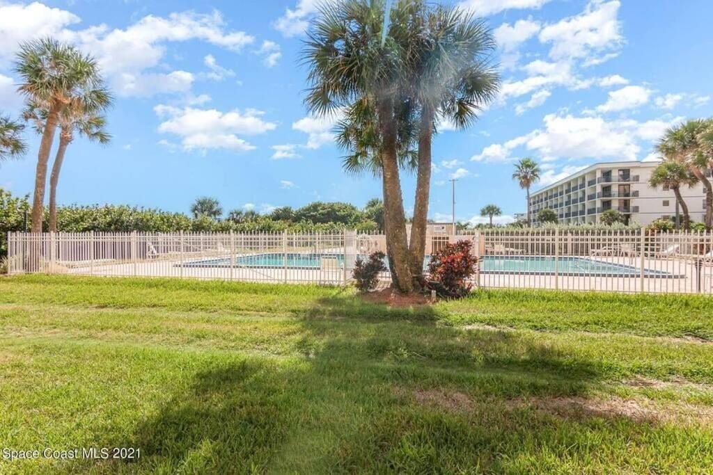 Canaveral Towers Resort-Beach, Surf, Rocket Launches