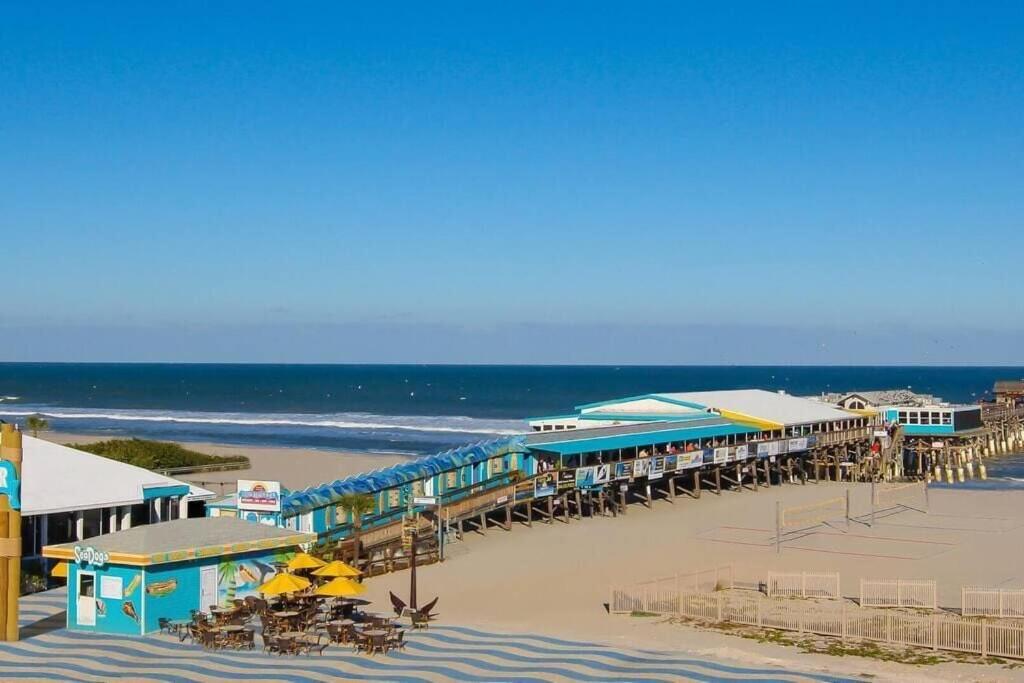 Canaveral Towers Resort-Beach, Surf, Rocket Launches
