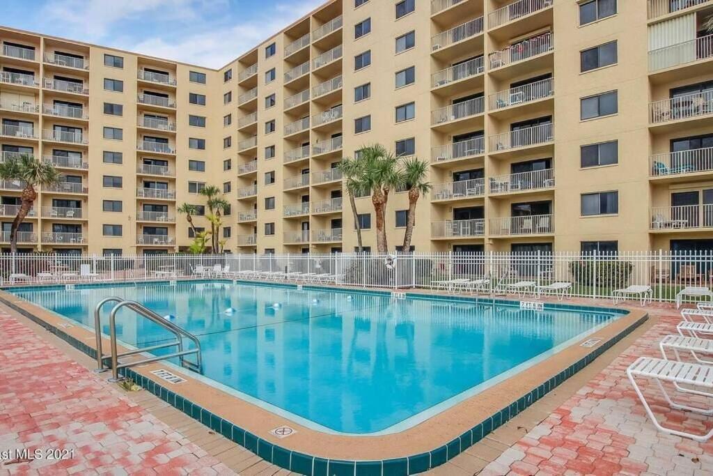 Canaveral Towers Resort-Beach, Surf, Rocket Launches