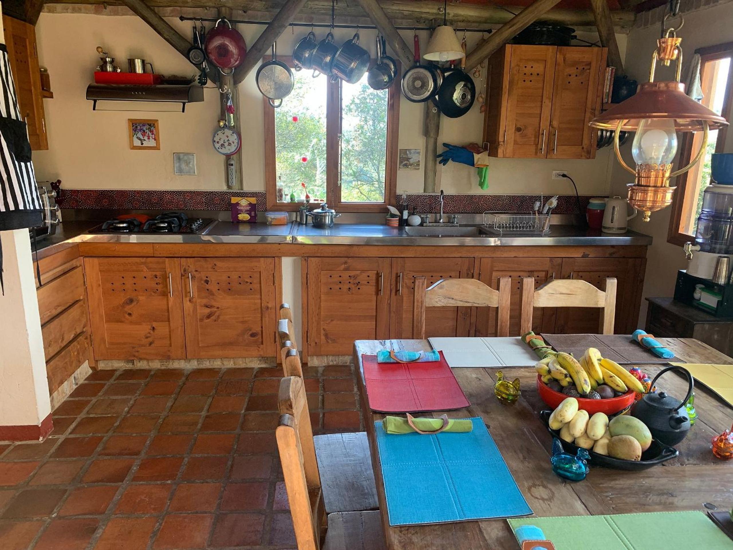 Hermoso alojamiento en una bella reserva natural de bosque alto andino en Tuta Boyacá