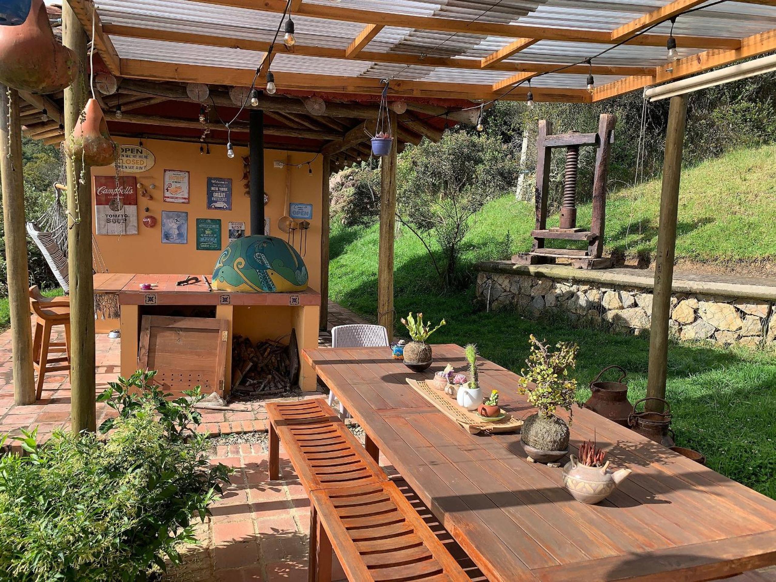 Hermoso alojamiento en una bella reserva natural de bosque alto andino en Tuta Boyacá