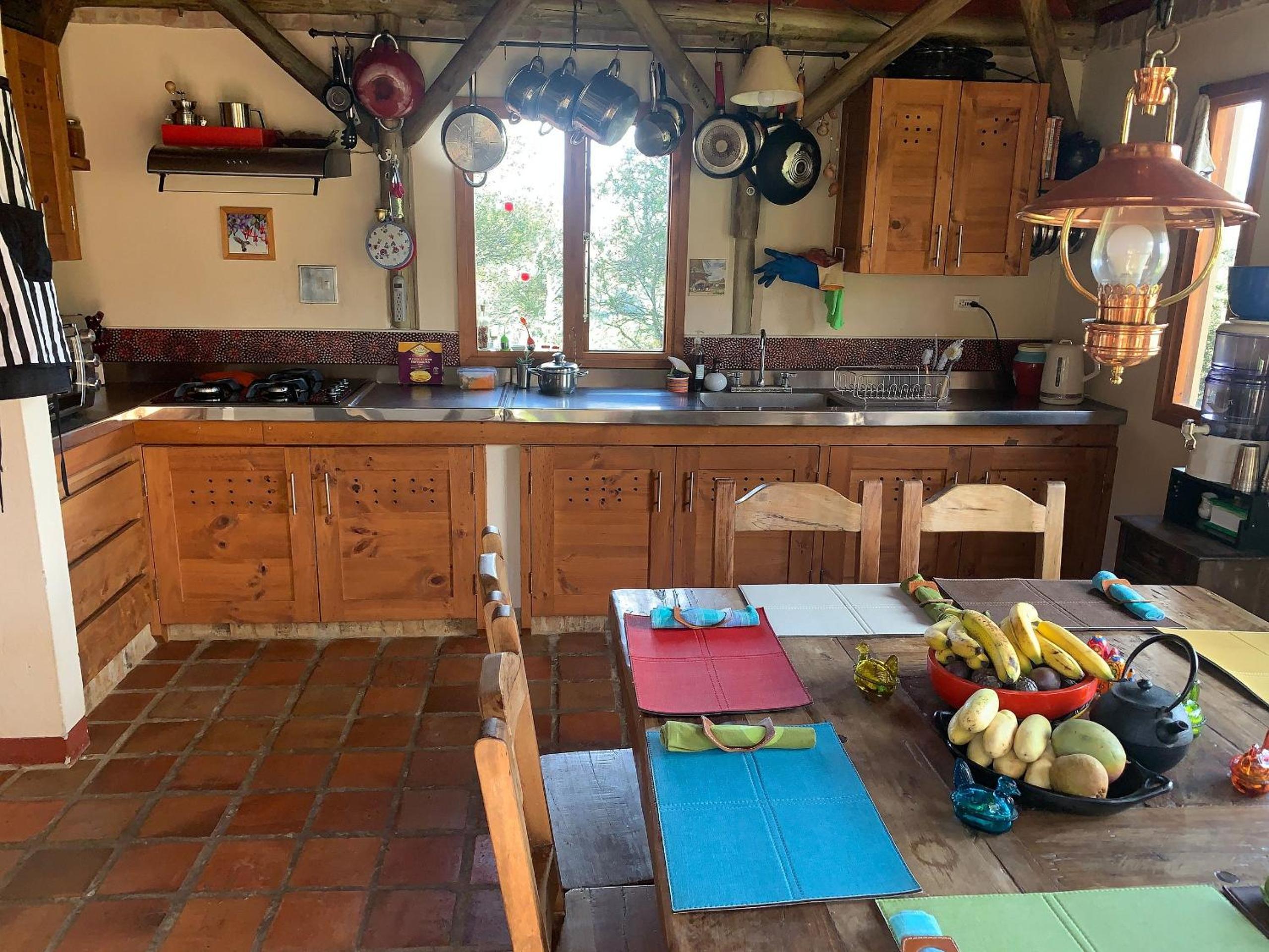 Hermoso alojamiento en una bella reserva natural de bosque alto andino en Tuta Boyacá