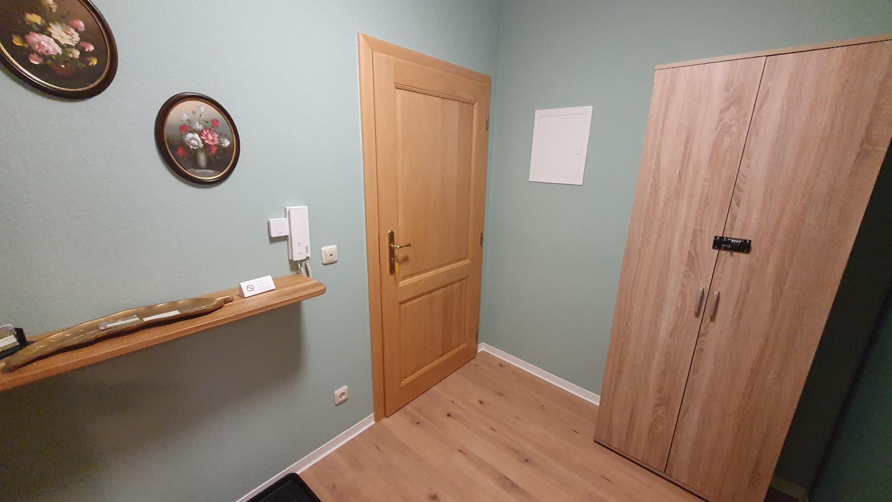 Ferienwohnung,Frühstück gegenüber,Parkplatz kostenlos, zentral Apartment 1