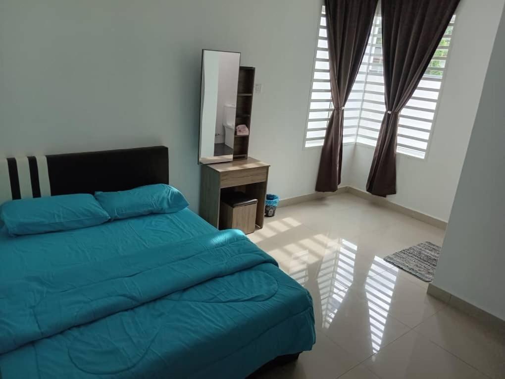 EMERALD VILLA HOMESTAY DUNGUN