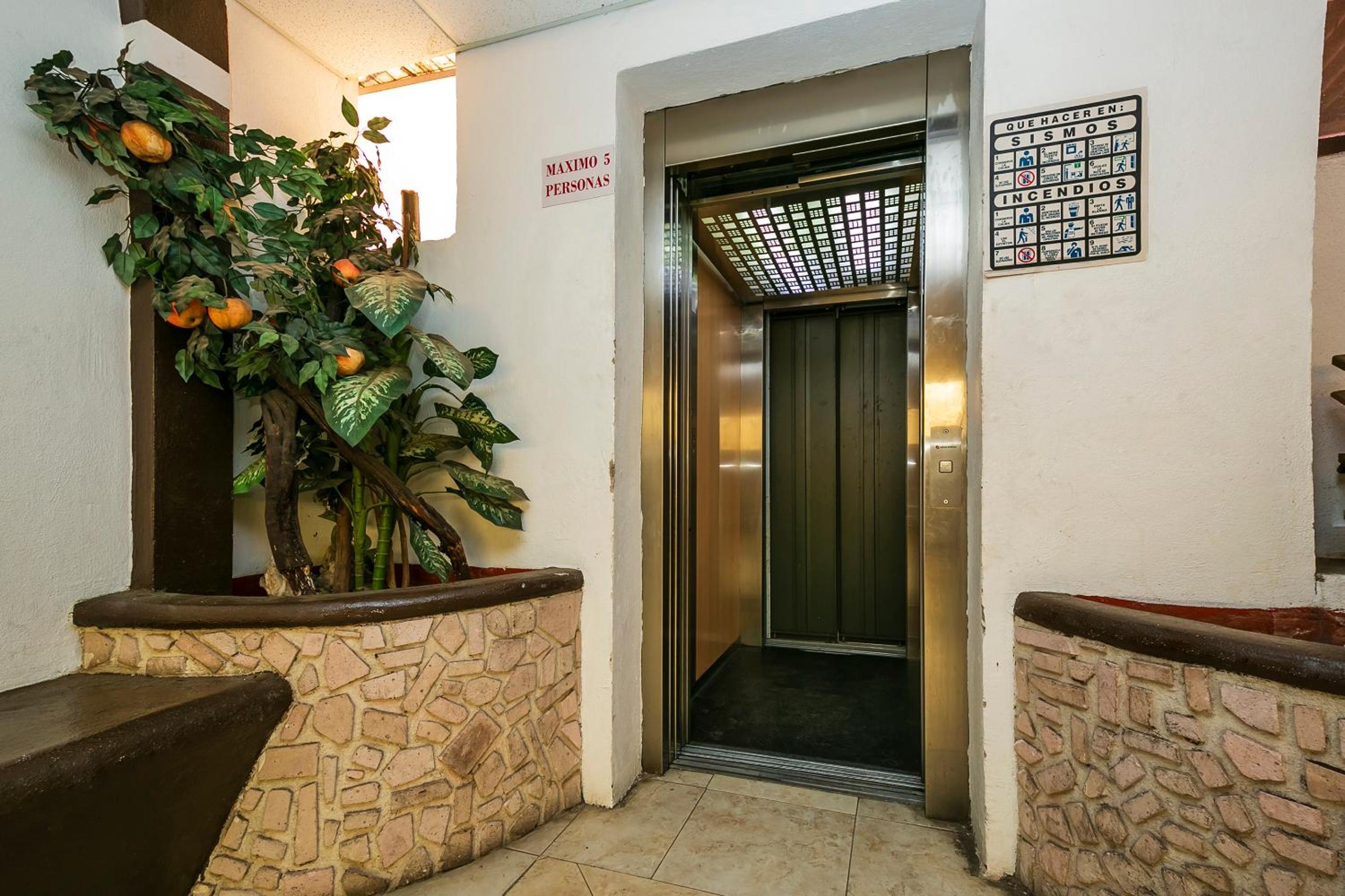 Capital O Hotel Victoria Morelia - Property Image 7